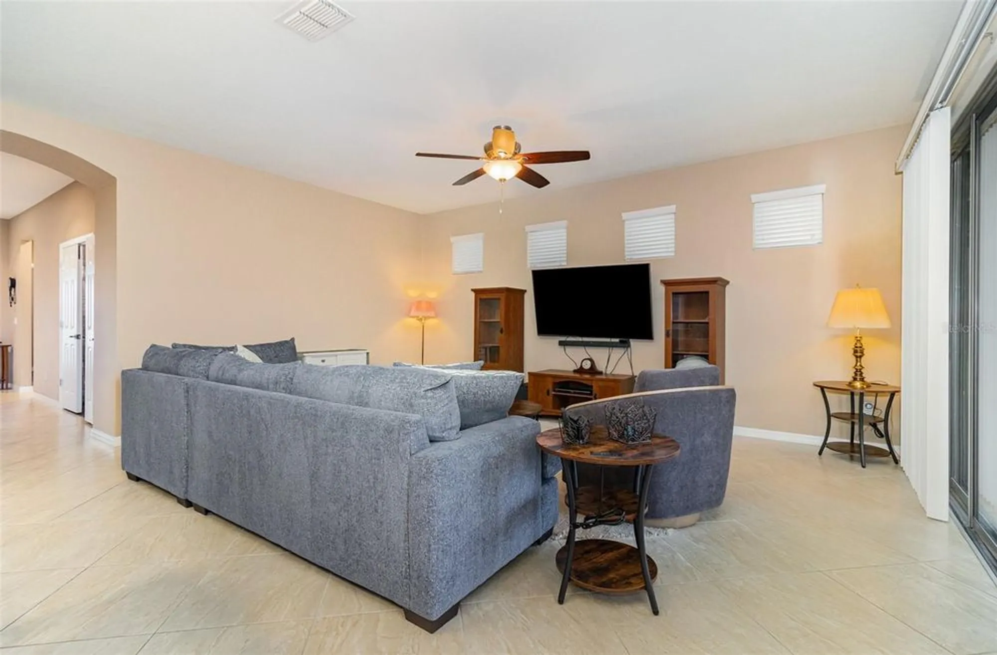 Property Slideshow image 9 of 58 | 672 cordoba dr, Davenport, FL, 33837