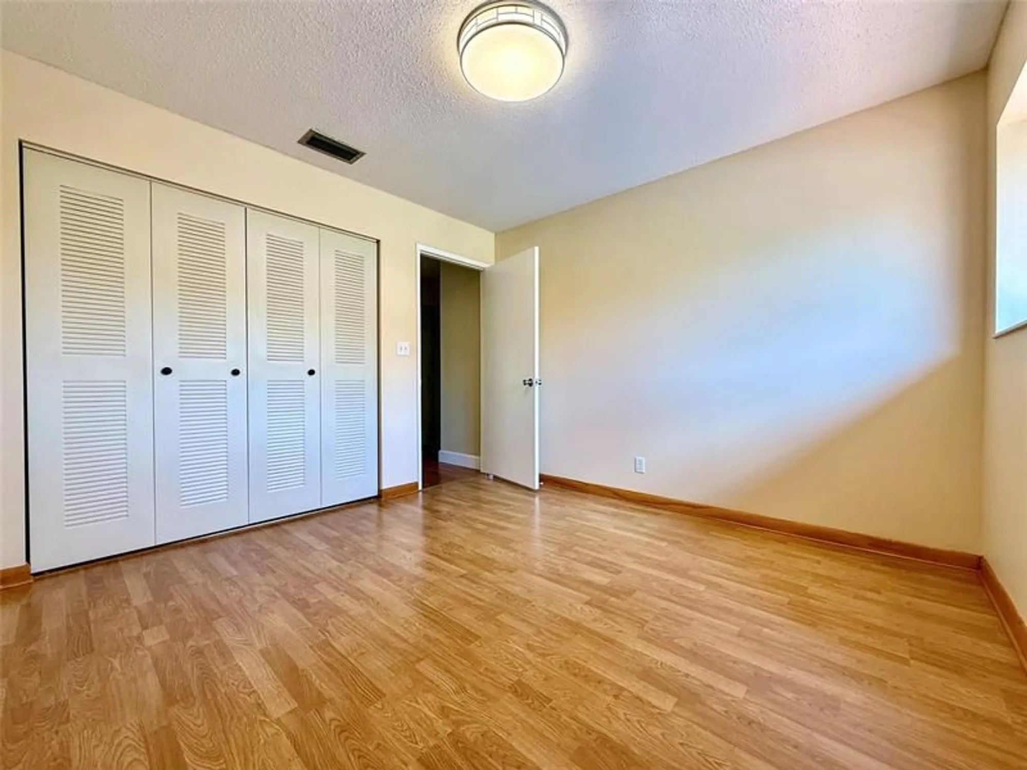 Property Slideshow image 31 of 62 | 10805 bahama palm way apt 201, Boynton Beach, FL, 33437