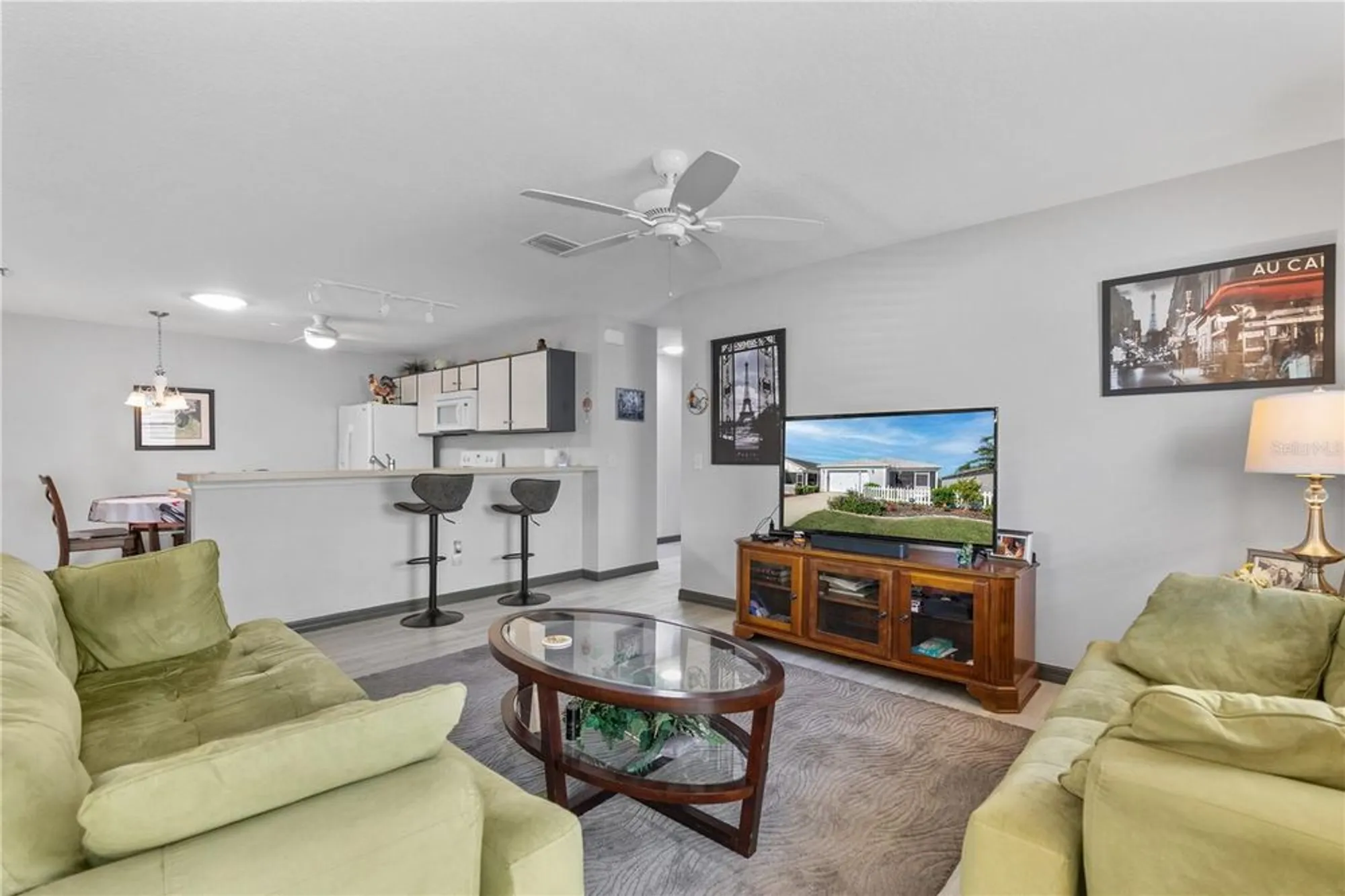 Property Slideshow image 9 of 42 | 3374 castlegate ct, The Villages, FL, 32163