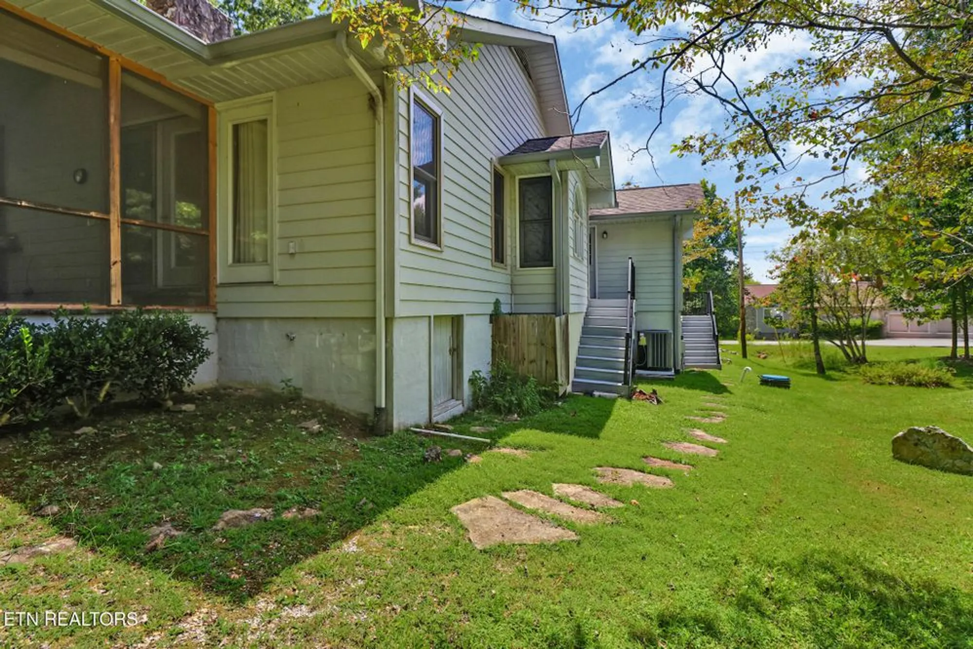 Property Slideshow image 37 of 51 | 143 sugarbush cir, Crossville, TN, 38558