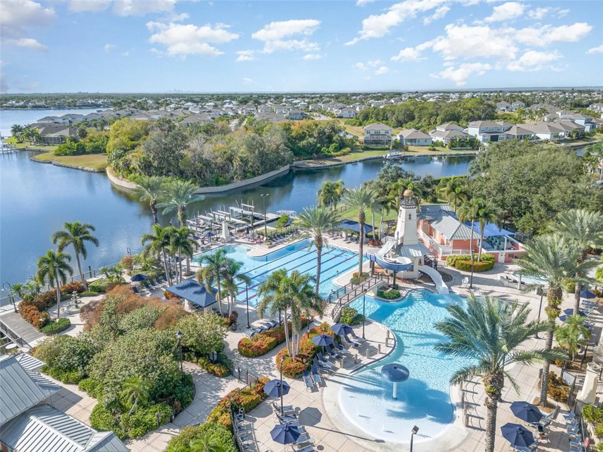 Property Slideshow image 33 of 50 | 302 latitude pl, Apollo Beach, FL, 33572