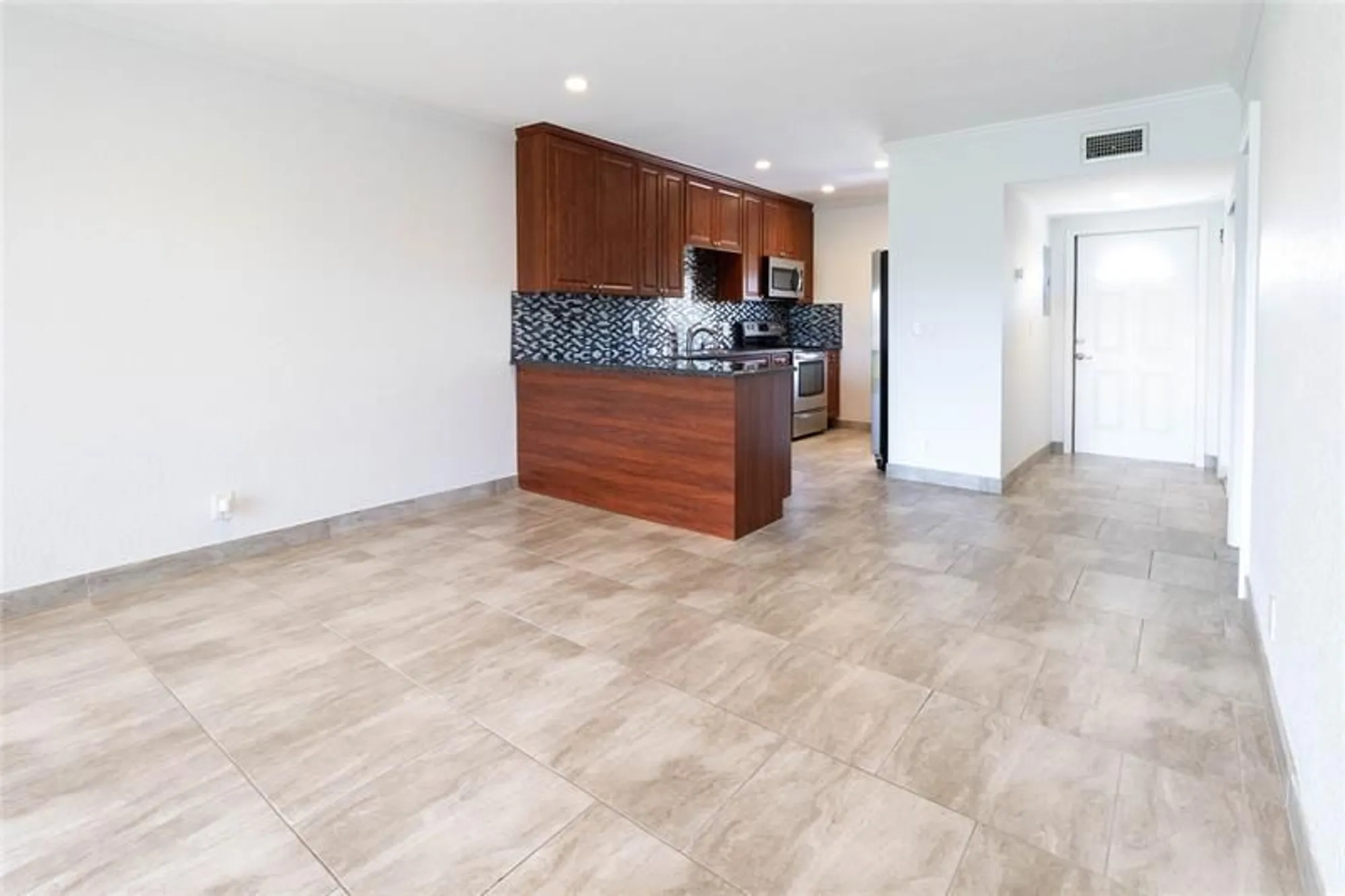 Property Slideshow image 20 of 67 | 7855 nw 5th ct 201, Margate, FL, 33063