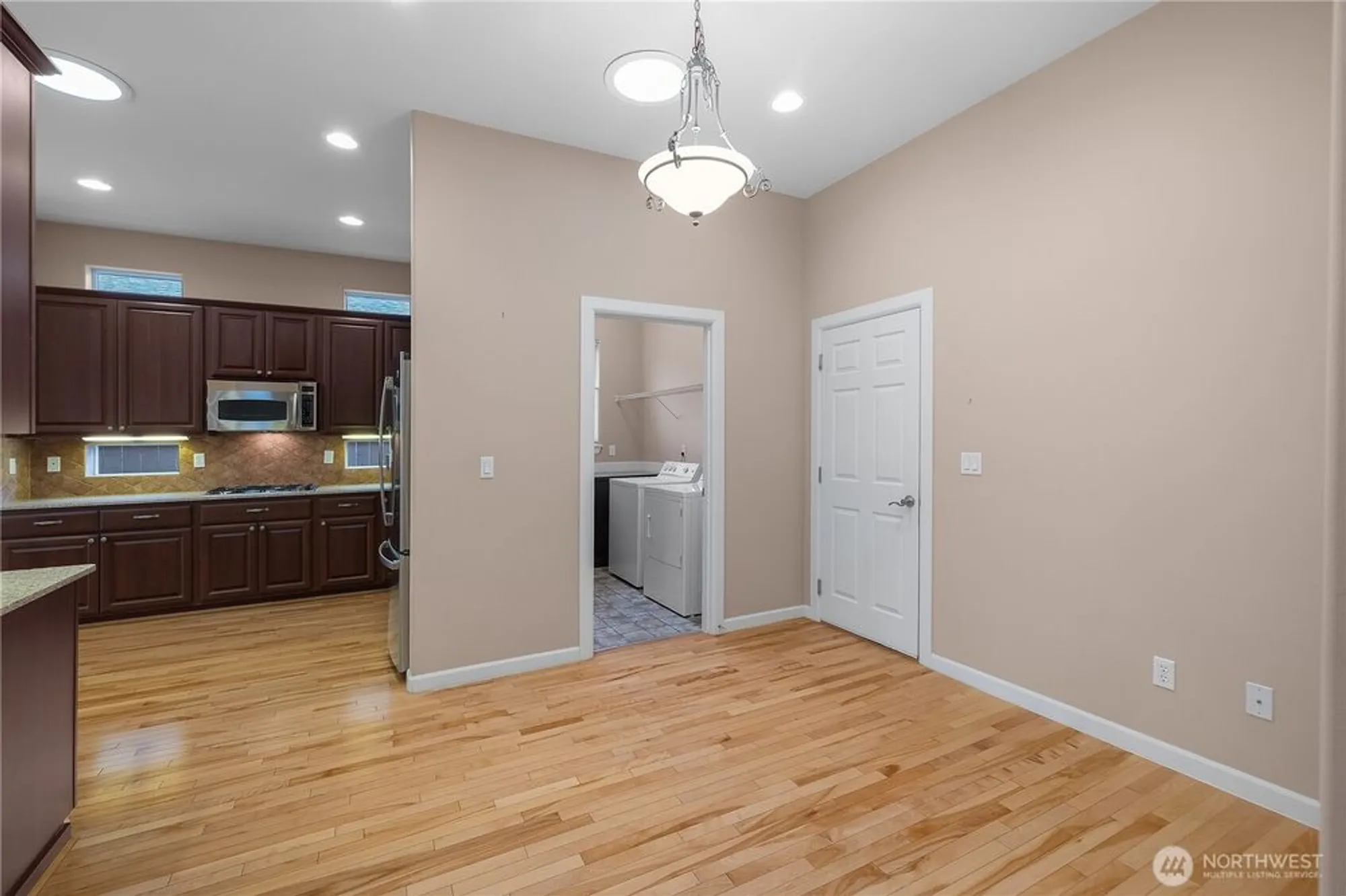 Property Slideshow image 28 of 40 | 8218 camano loop, Lacey, WA, 98516