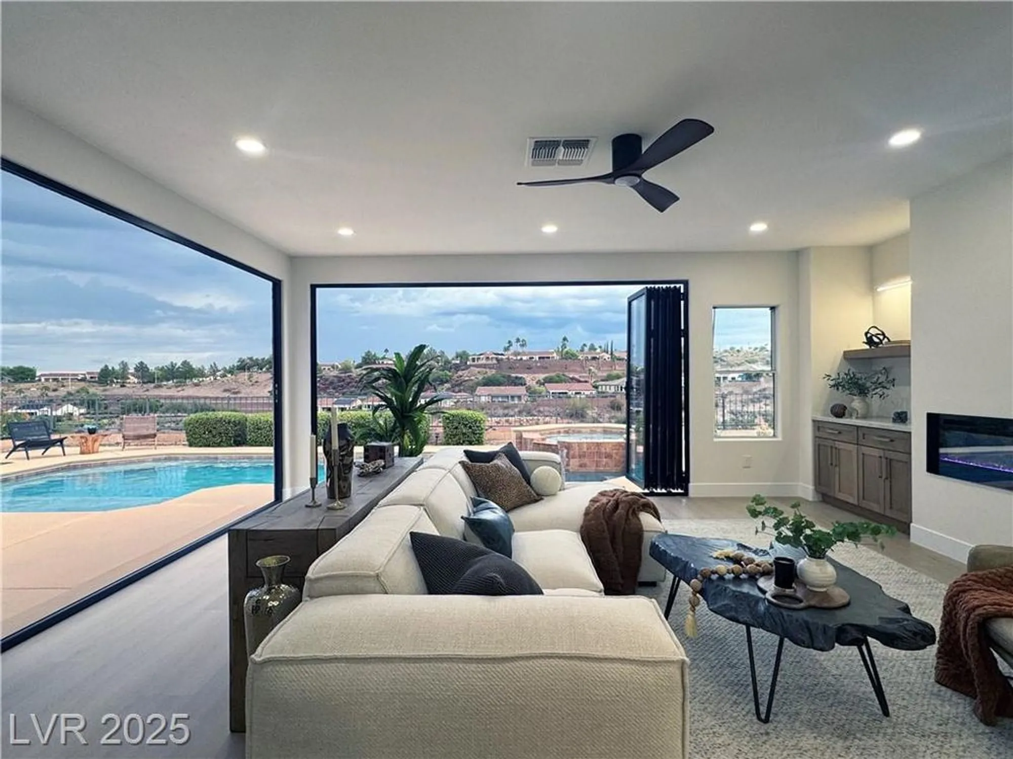 Property Slideshow image 7 of 66 | 2784 cherrydale falls dr, Henderson, NV, 89052