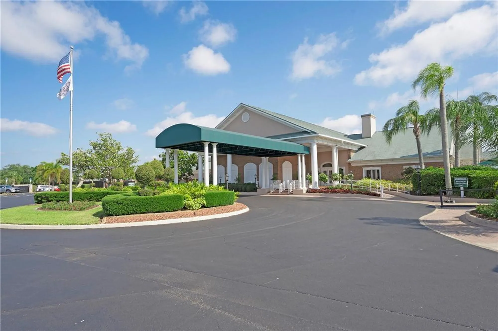 Property Slideshow image 69 of 70 | 6904 drewrys blf apt 803, Bradenton, FL, 34203