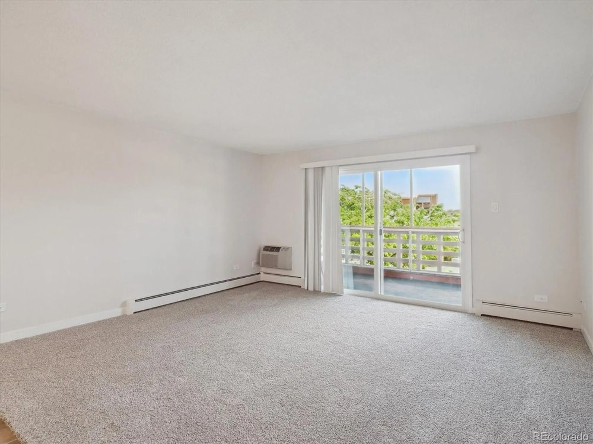 Property Slideshow image 6 of 50 | 635 s alton way 1c, Denver, CO, 80247