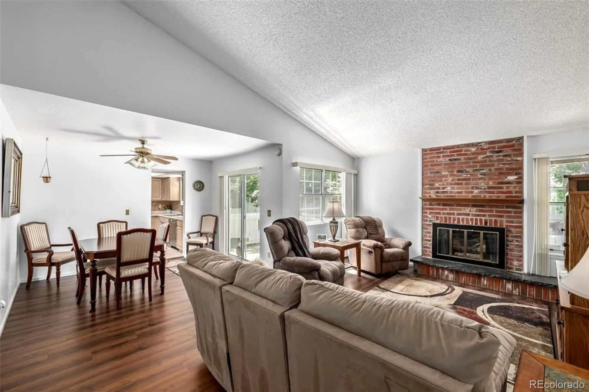 Property Slideshow image 8 of 47 | 13787 e marina dr b, Aurora, CO, 80014