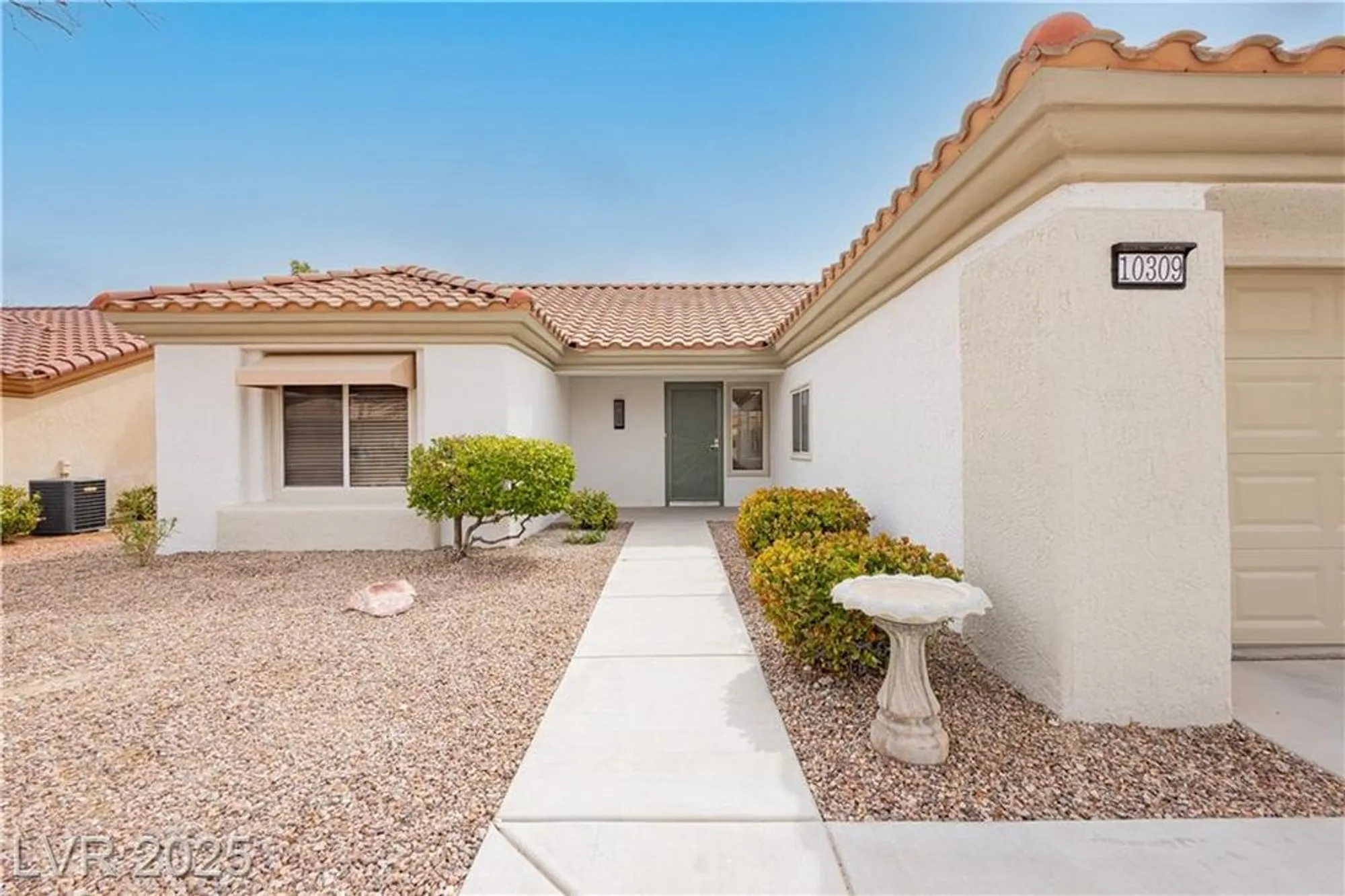 Property Slideshow image 8 of 46 | 10309 georgetown pl, Las Vegas, NV, 89134