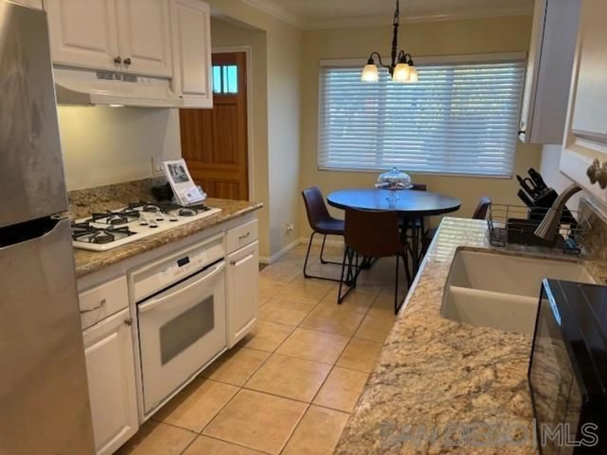 Property Slideshow image 12 of 54 | 3651 north way, Oceanside, CA, 92056