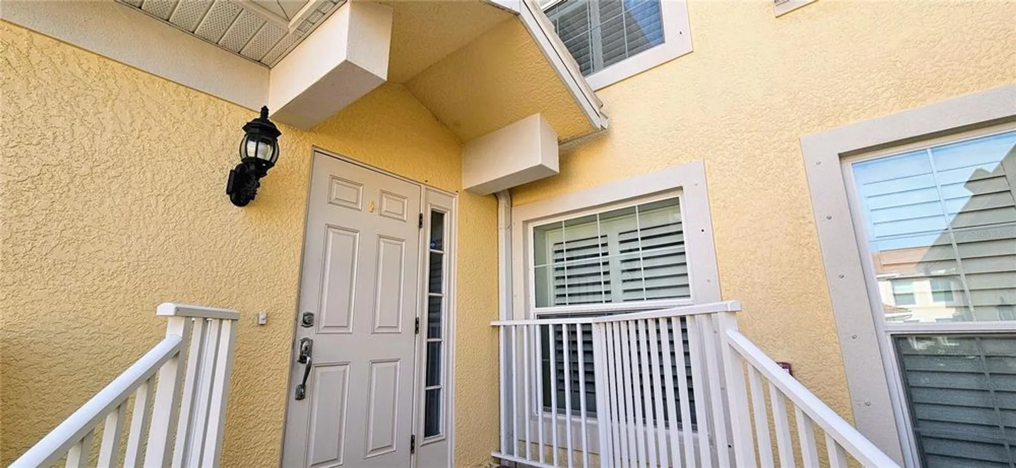 Property Slideshow image 18 of 47 | 1251 burgos dr # 303, Sarasota, FL, 34238
