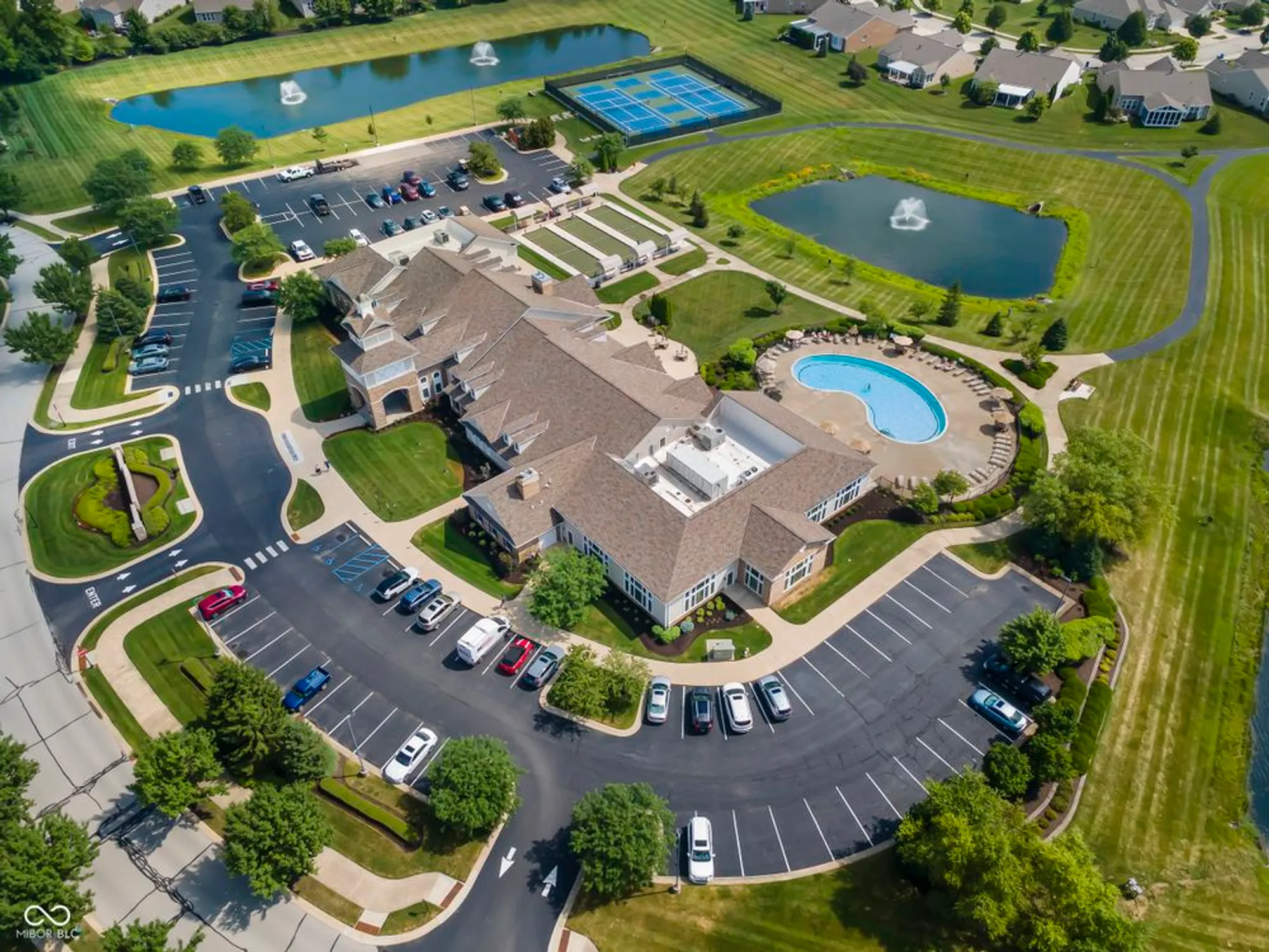 Property Slideshow image 34 of 52 | 13456 ravenswood trl, Fishers, IN, 46037