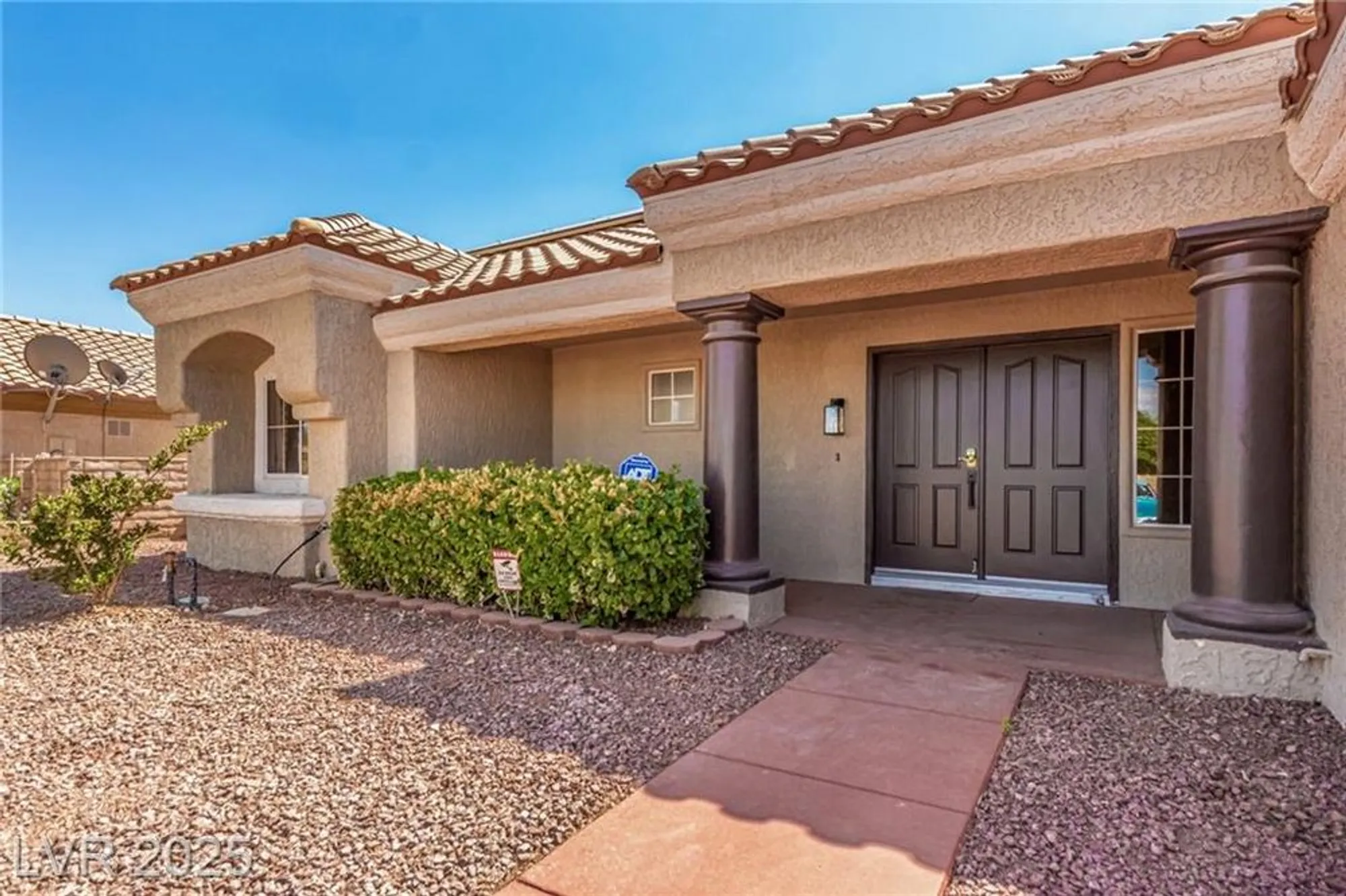 Property Slideshow image 4 of 42 | 8705 villa ridge dr, Las Vegas, NV, 89134