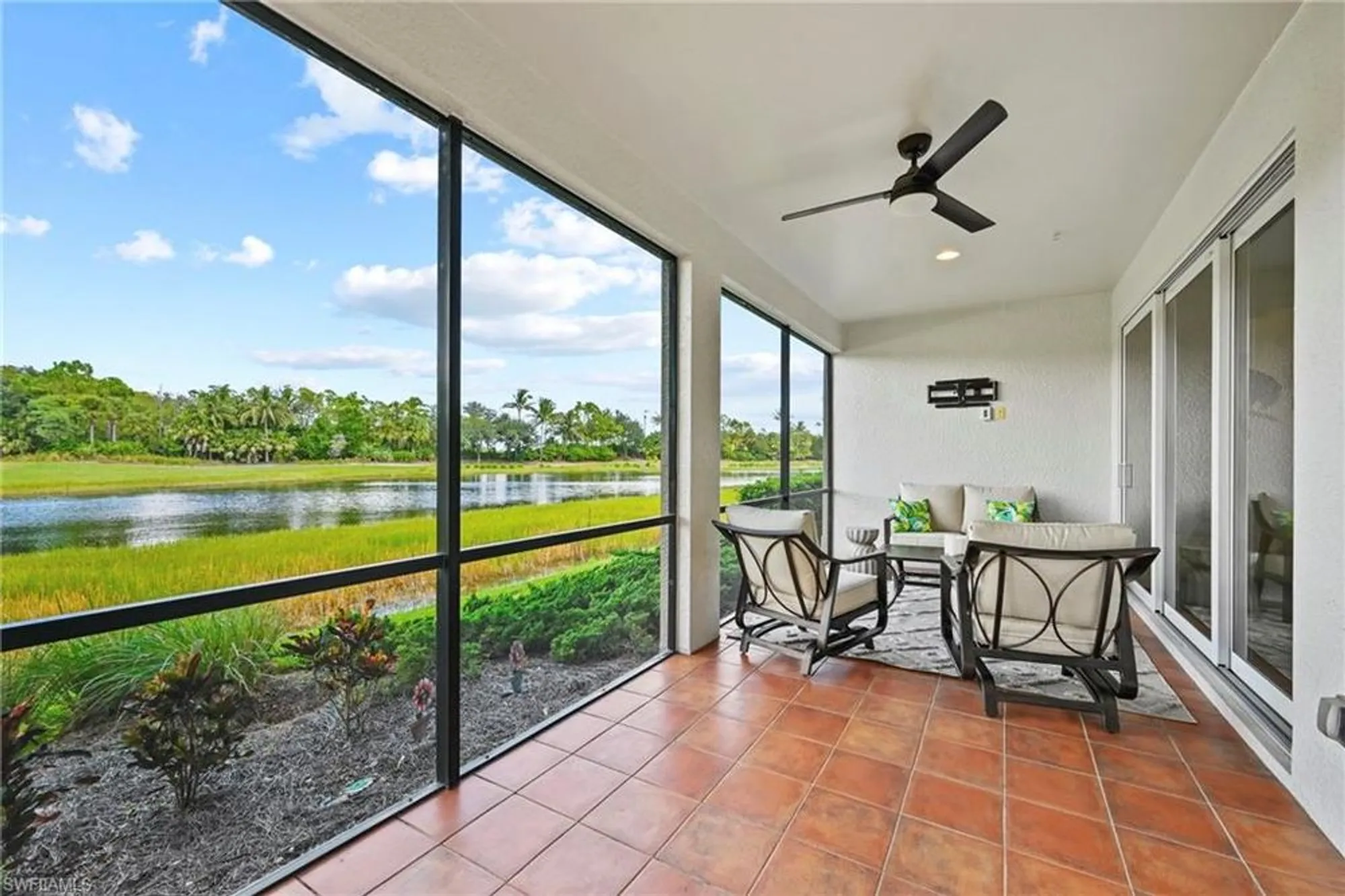 Property Slideshow image 17 of 35 | 10231 glastonbury cir 101, Fort Myers, FL, 33913