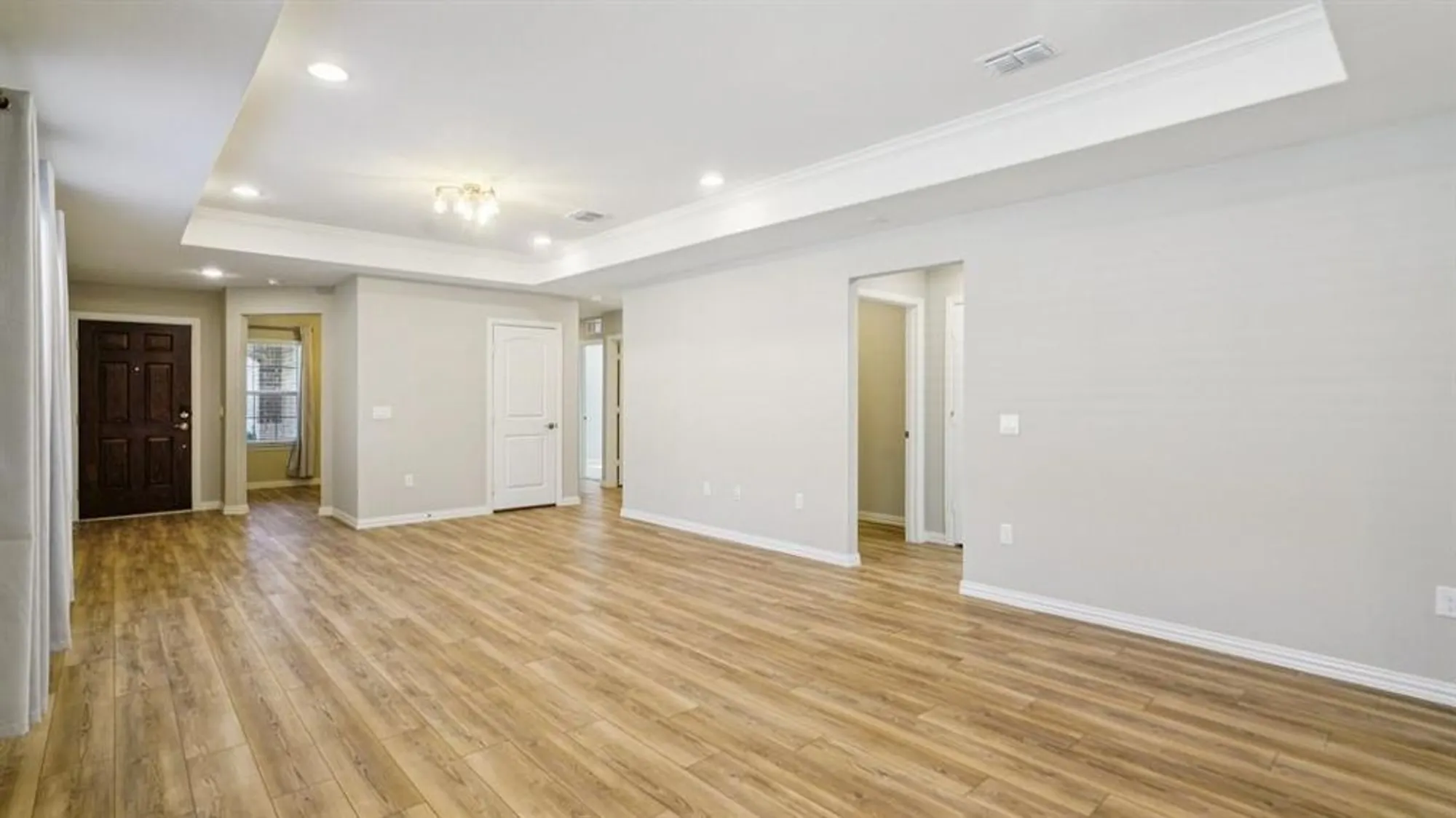 Property Slideshow image 8 of 40 | 9301 riverlight rd, Mckinney, TX, 75071