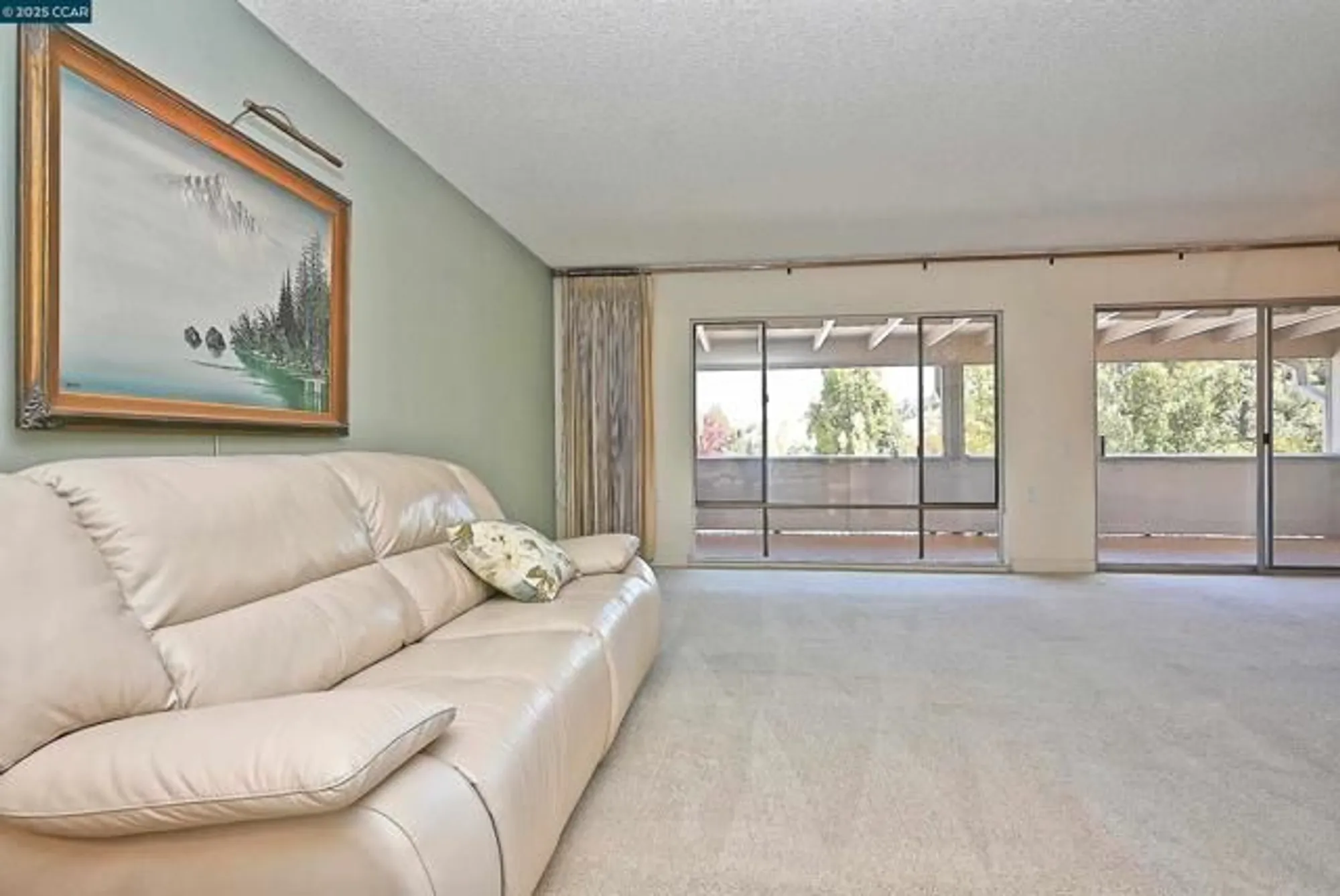Property Slideshow image 7 of 36 | 1361 singingwood ct 7, Walnut Creek, CA, 94595