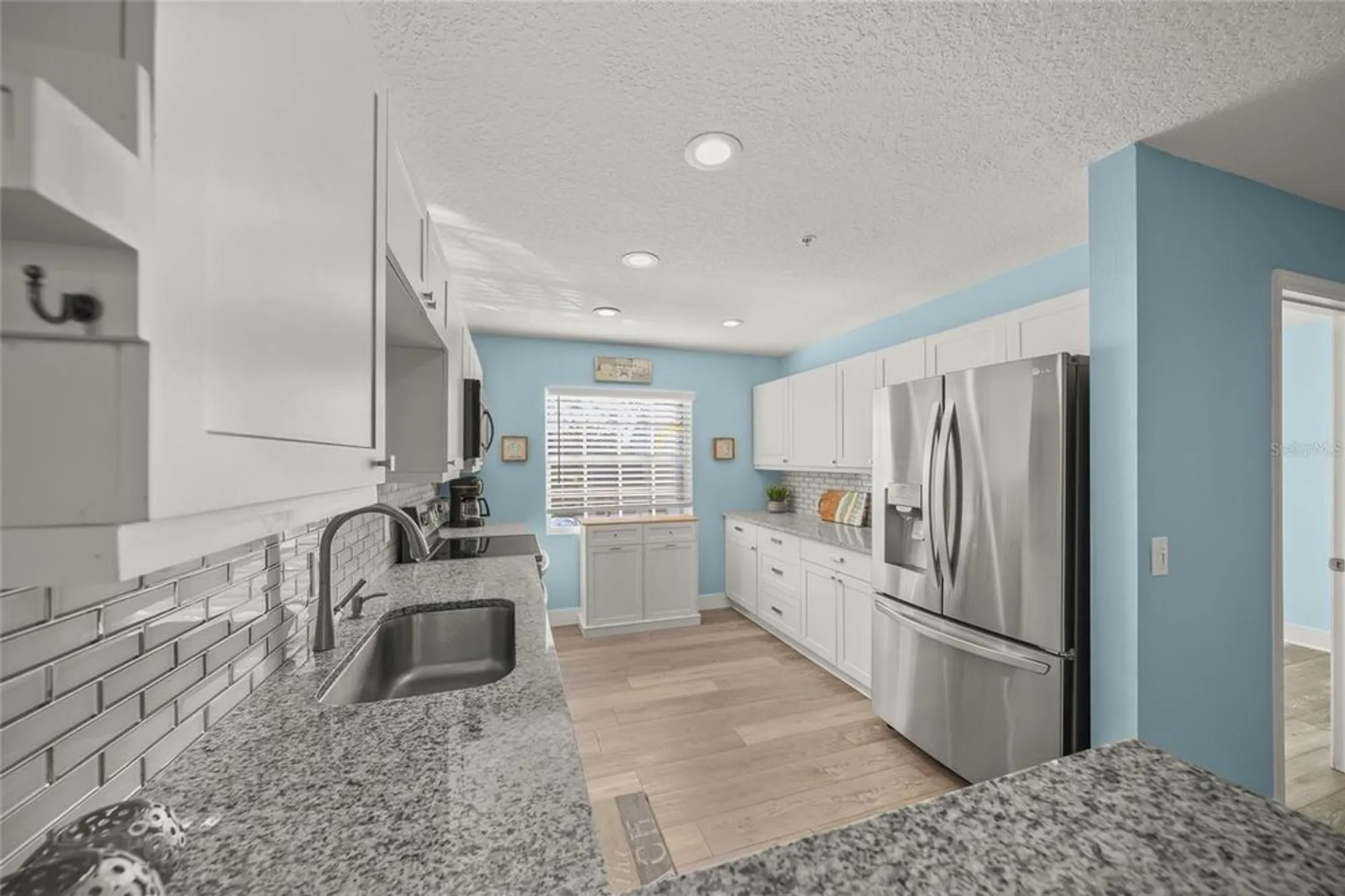 Property Slideshow image 15 of 55 | 5528 fair oaks st, Bradenton, FL, 34203