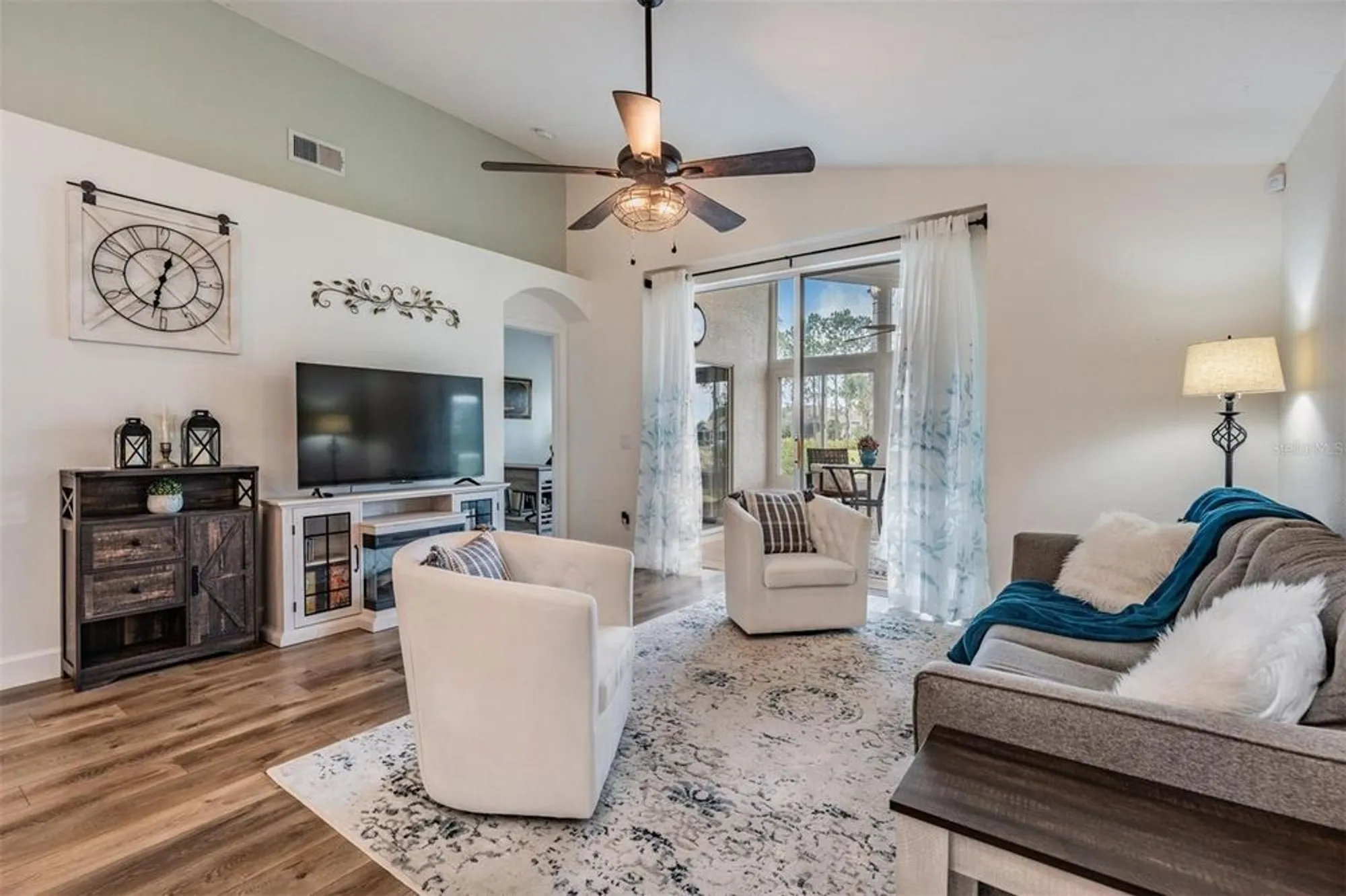 Property Slideshow image 11 of 55 | 1043 dustan pl, Trinity, FL, 34655