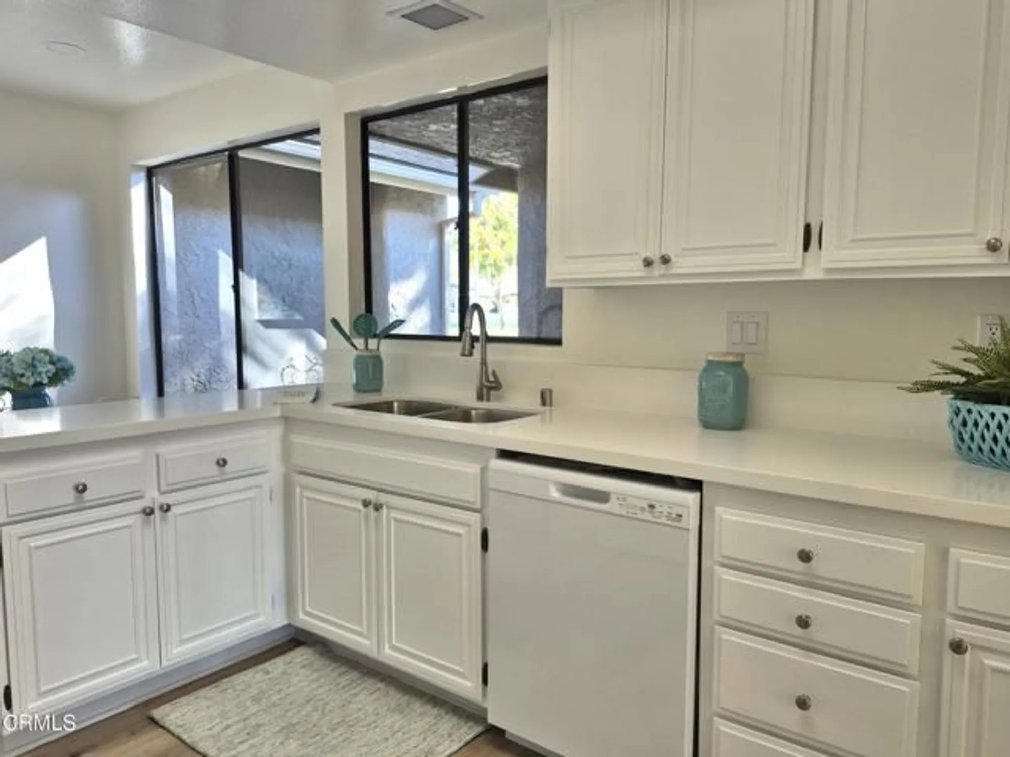 Property Slideshow image 11 of 53 | 17101 village 17, Camarillo, CA, 93012