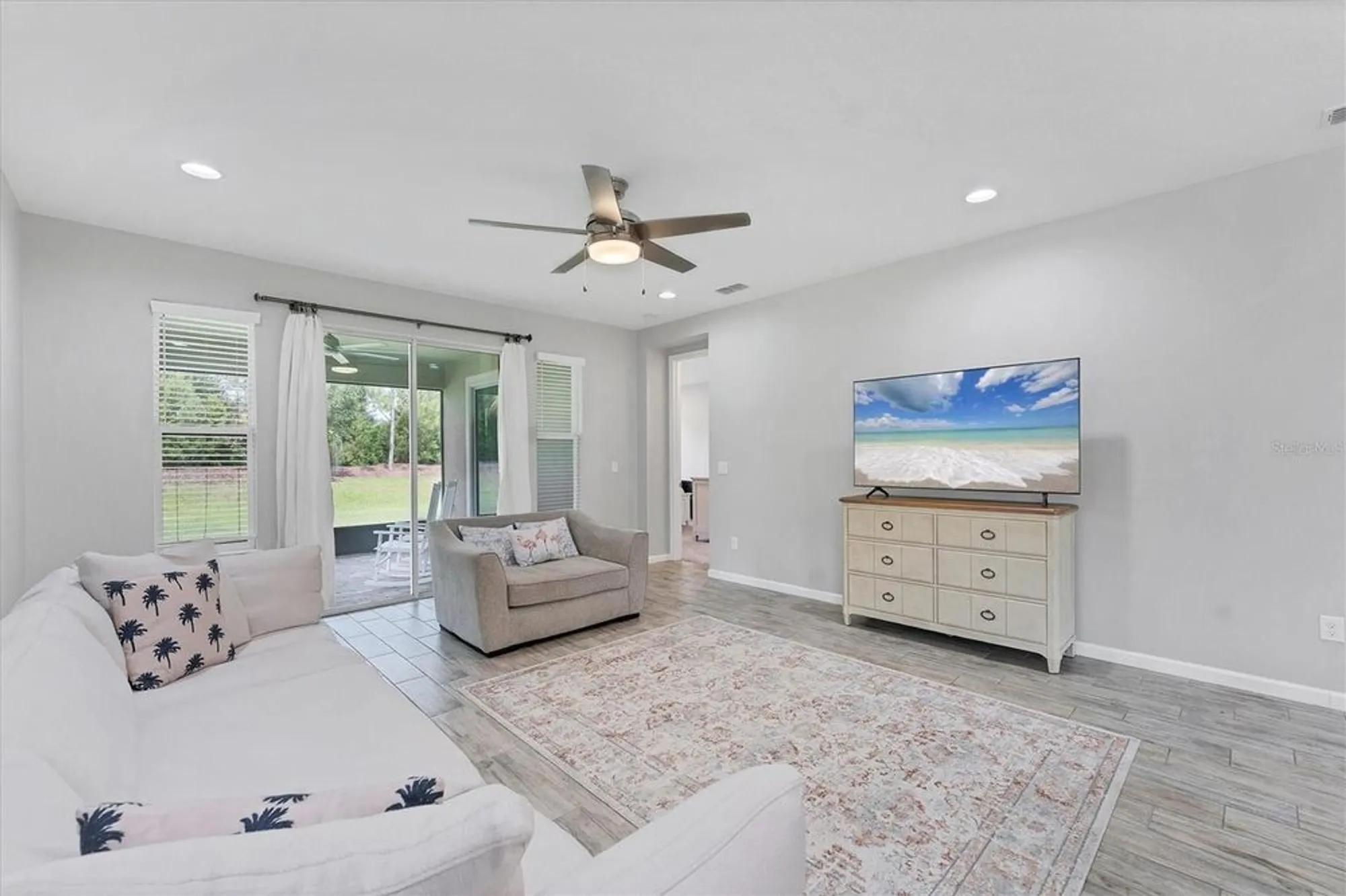 Property Slideshow image 13 of 45 | 11240 spring gate trl, Bradenton, FL, 34211