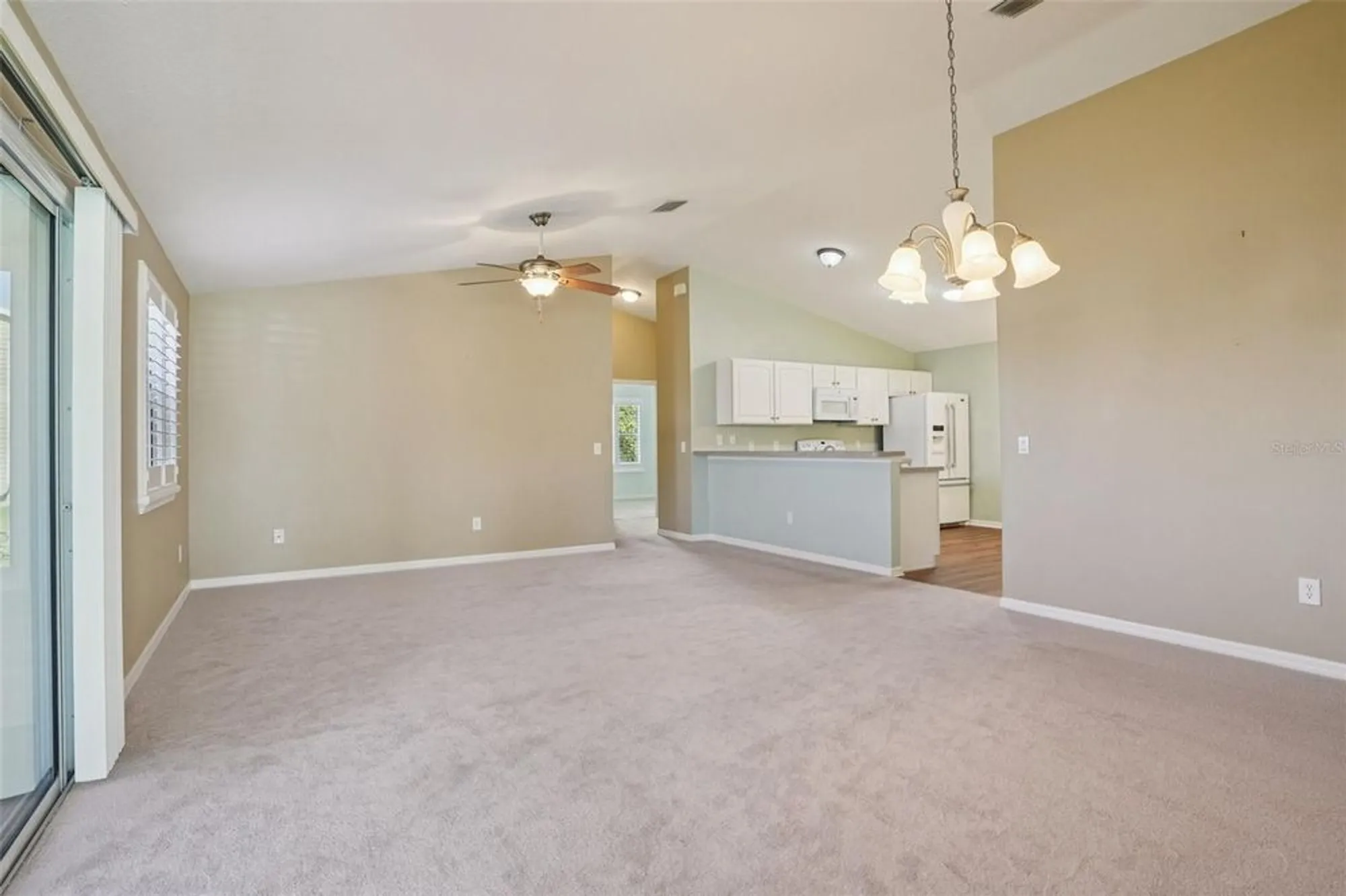 Property Slideshow image 16 of 45 | 1001 greyford ln, The Villages, FL, 32162
