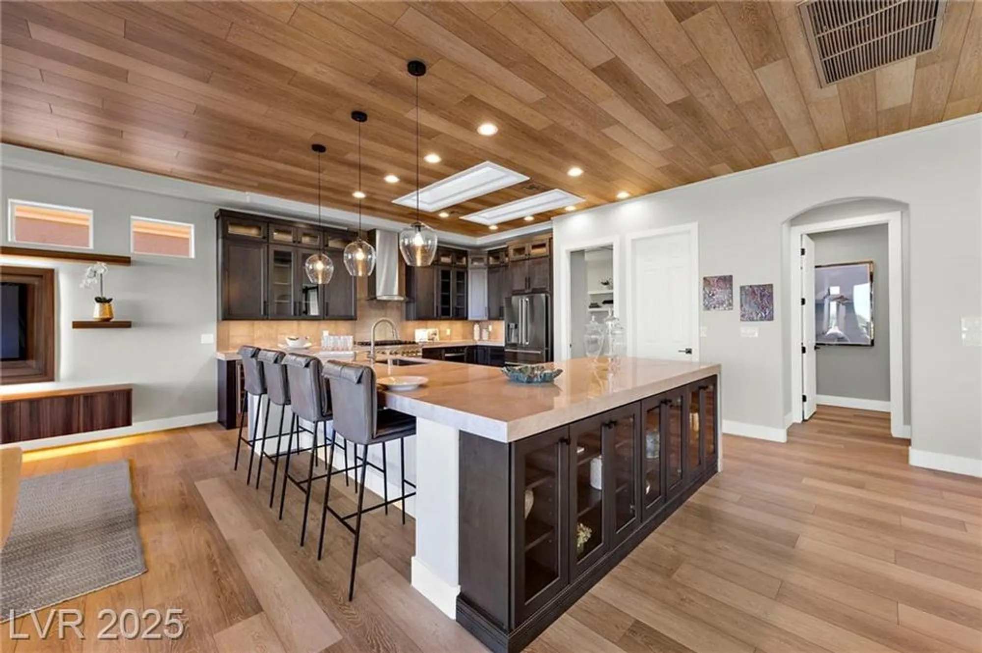 Property Slideshow image 22 of 56 | 2548 faiss dr, Las Vegas, NV, 89134