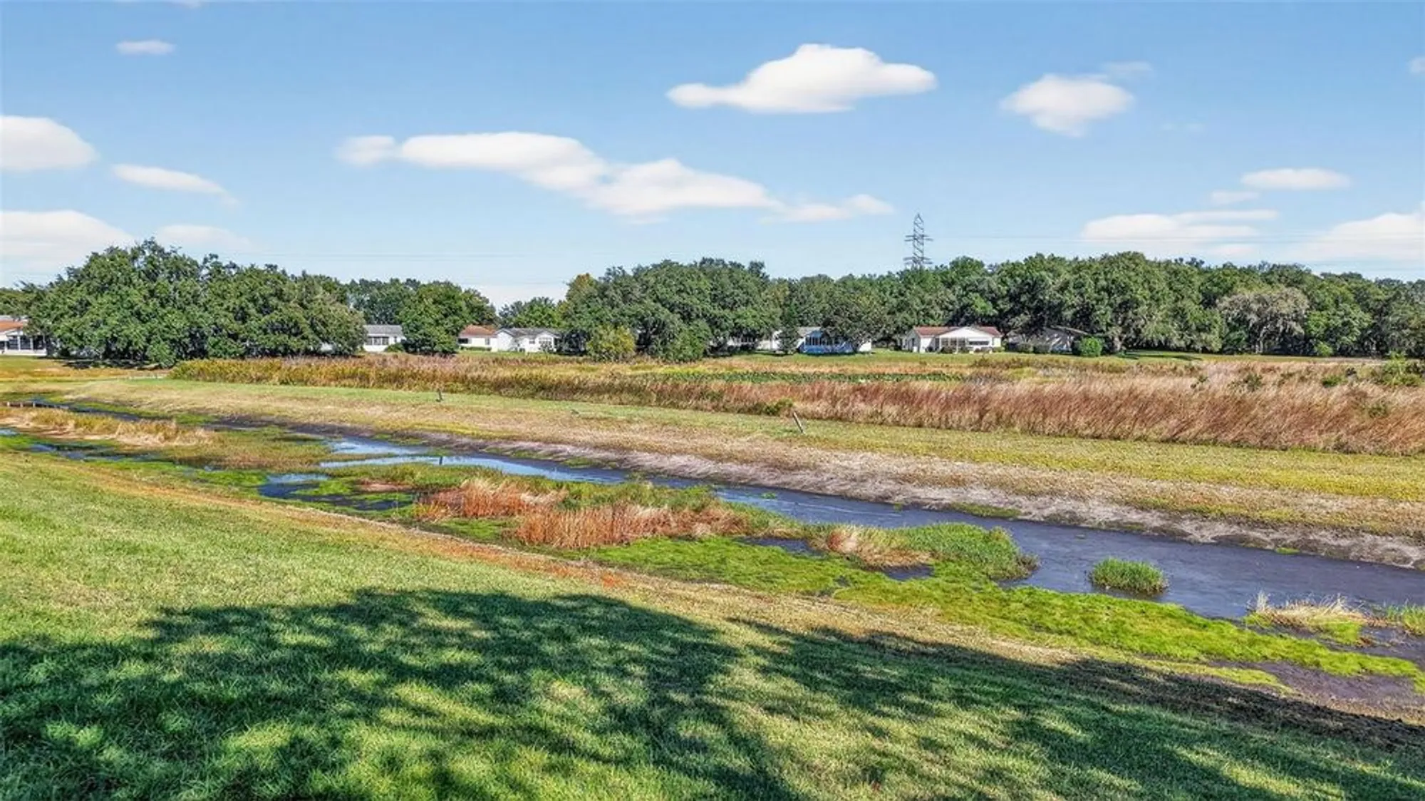 Property Slideshow image 30 of 37 | 203 modesto rd, The Villages, FL, 32159
