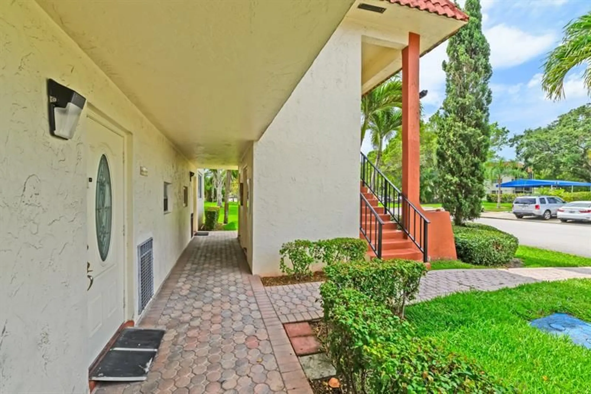 Property Slideshow image 6 of 50 | 8941 s hollybrook blvd apt 104, Pembroke Pines, FL, 33025