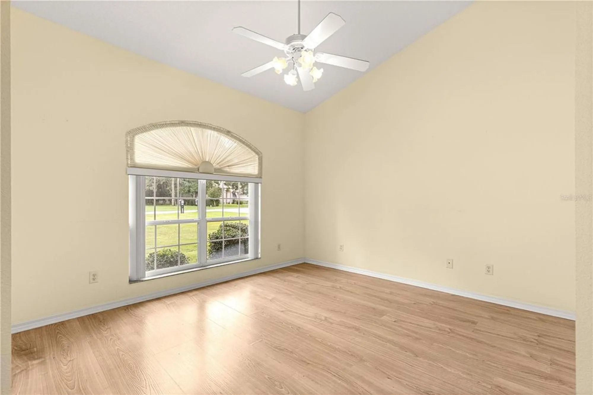Property Slideshow image 6 of 57 | 10884 sw 53rd cir, Ocala, FL, 34476