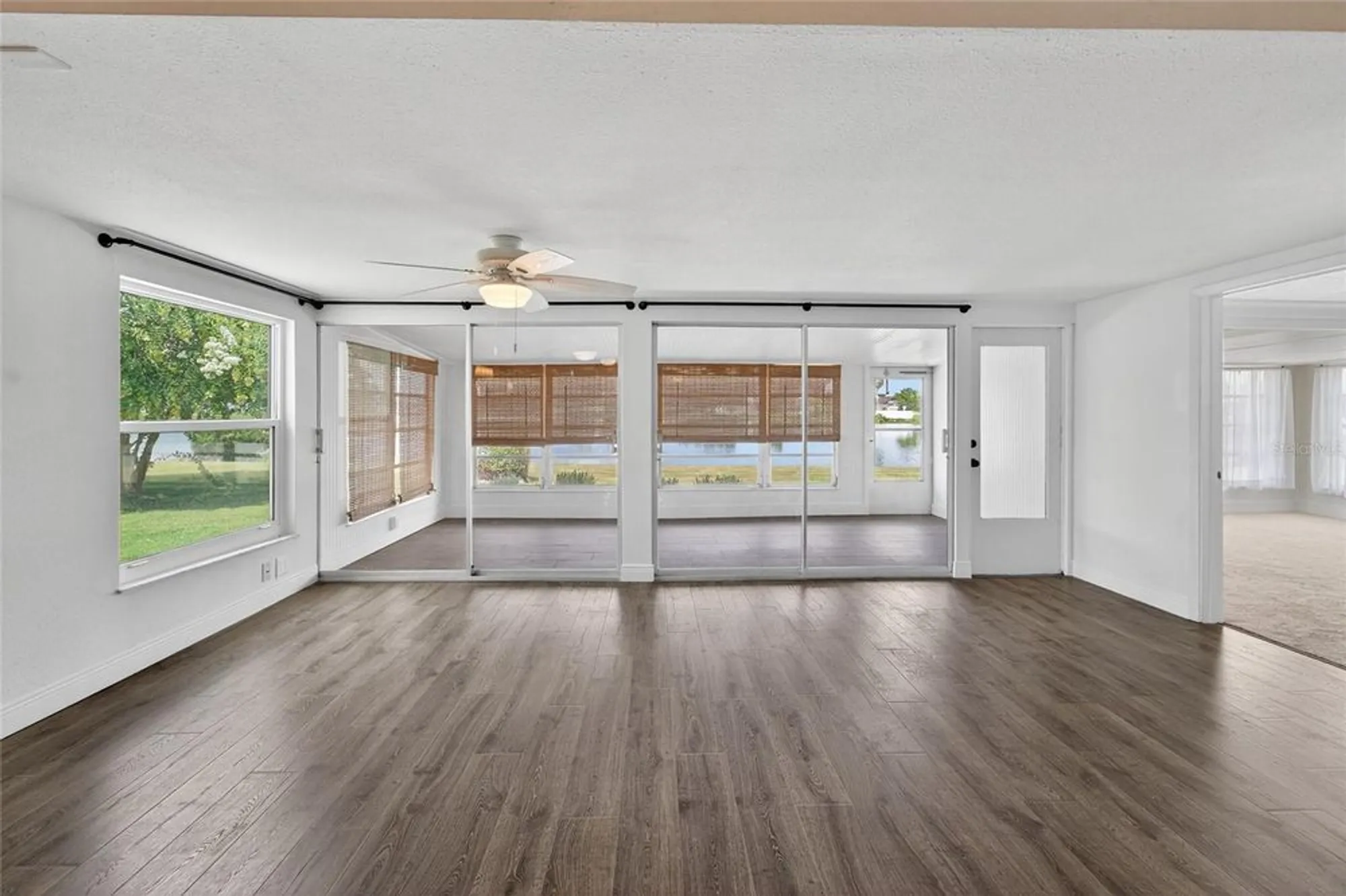 Property Slideshow image 18 of 68 | 1012 augusta dr, Sun City Center, FL, 33573