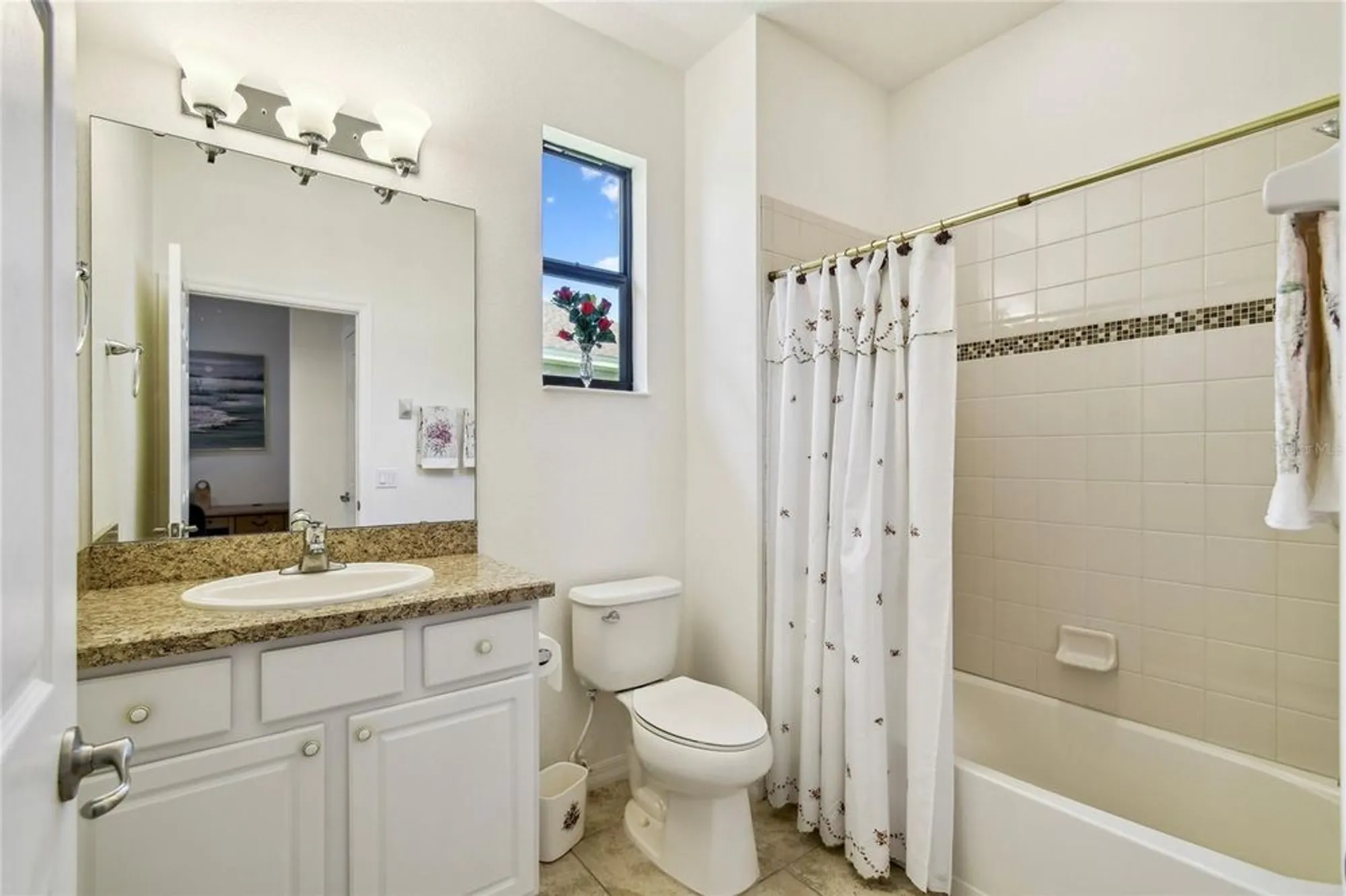 Property Slideshow image 32 of 63 | 3390 fallbrook dr, Kissimmee, FL, 34759