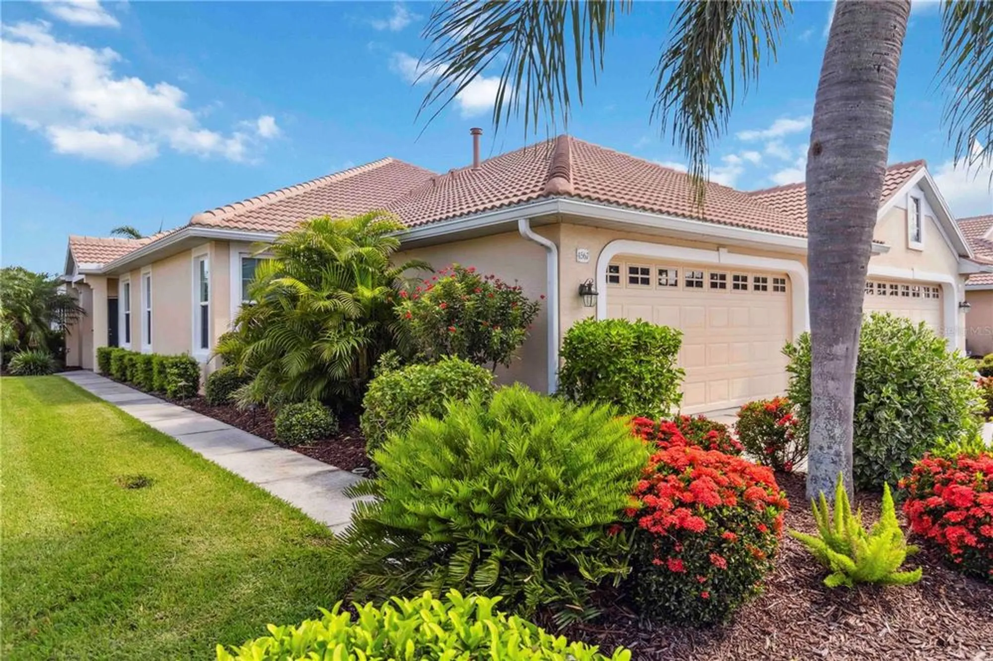 Property Slideshow image 1 of 70 | 4567 whispering oaks dr, North Port, FL, 34287