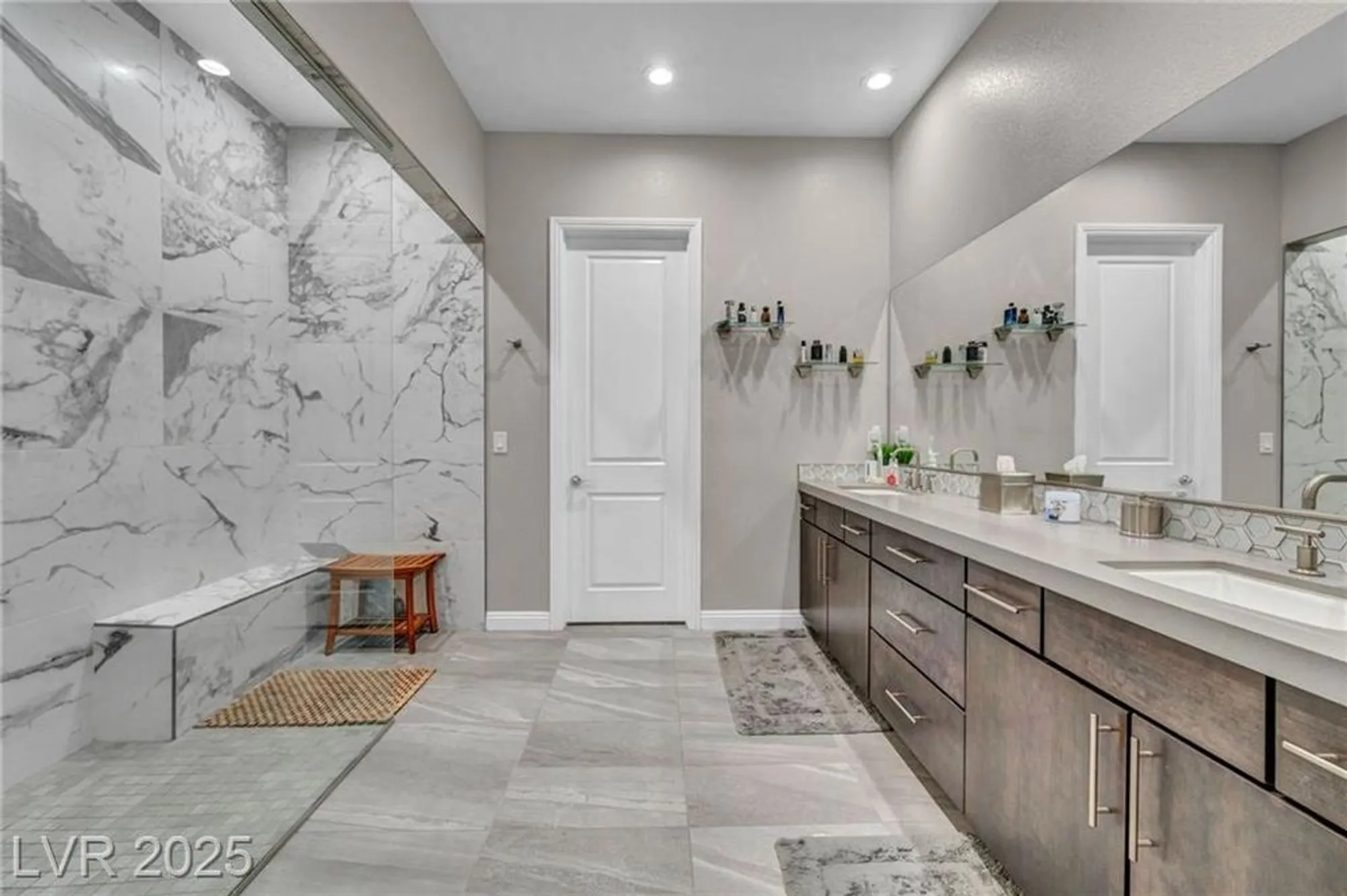 Property Slideshow image 73 of 98 | 10018 regency square ave, Las Vegas, NV, 89148