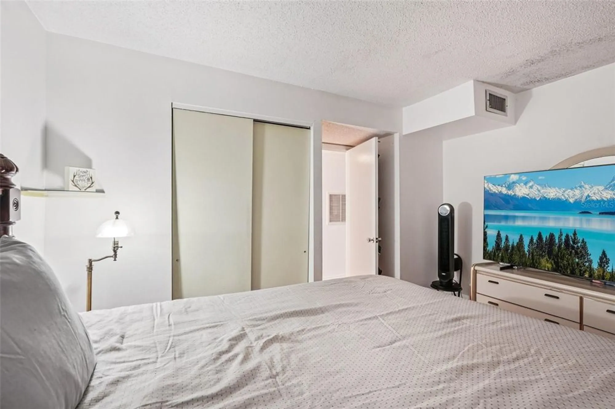 Property Slideshow image 15 of 27 | 3606 lake bayshore dr # k224, Bradenton, FL, 34205