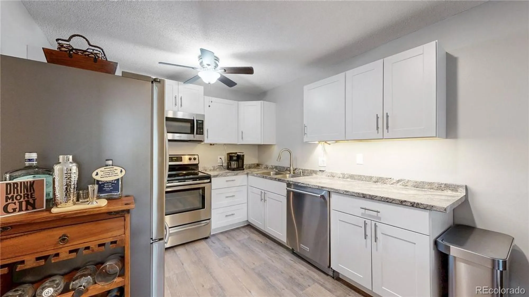 Property Slideshow image 8 of 44 | 13626 e bates ave apt 302, Aurora, CO, 80014