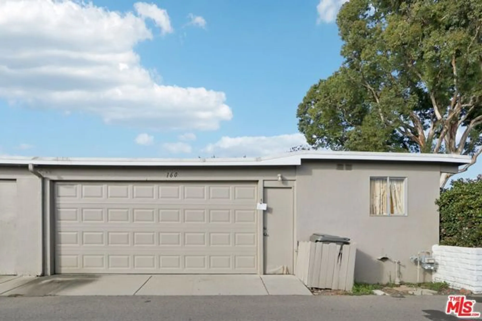 Property Slideshow image 4 of 15 | 160 w fiesta grn, Port Hueneme, CA, 93041