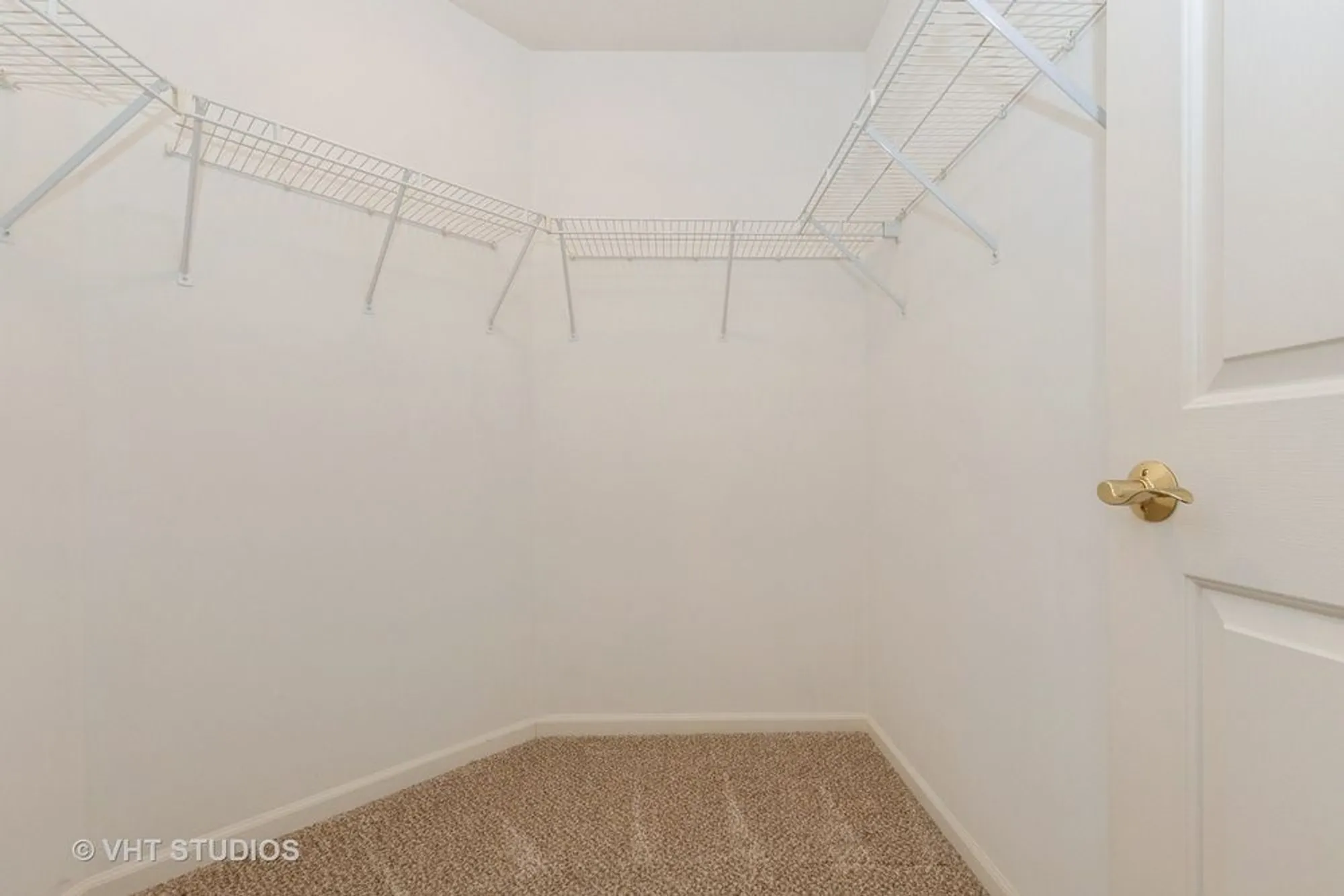 Property Slideshow image 14 of 18 | 18248 murphy cir # 18248, Tinley Park, IL, 60487