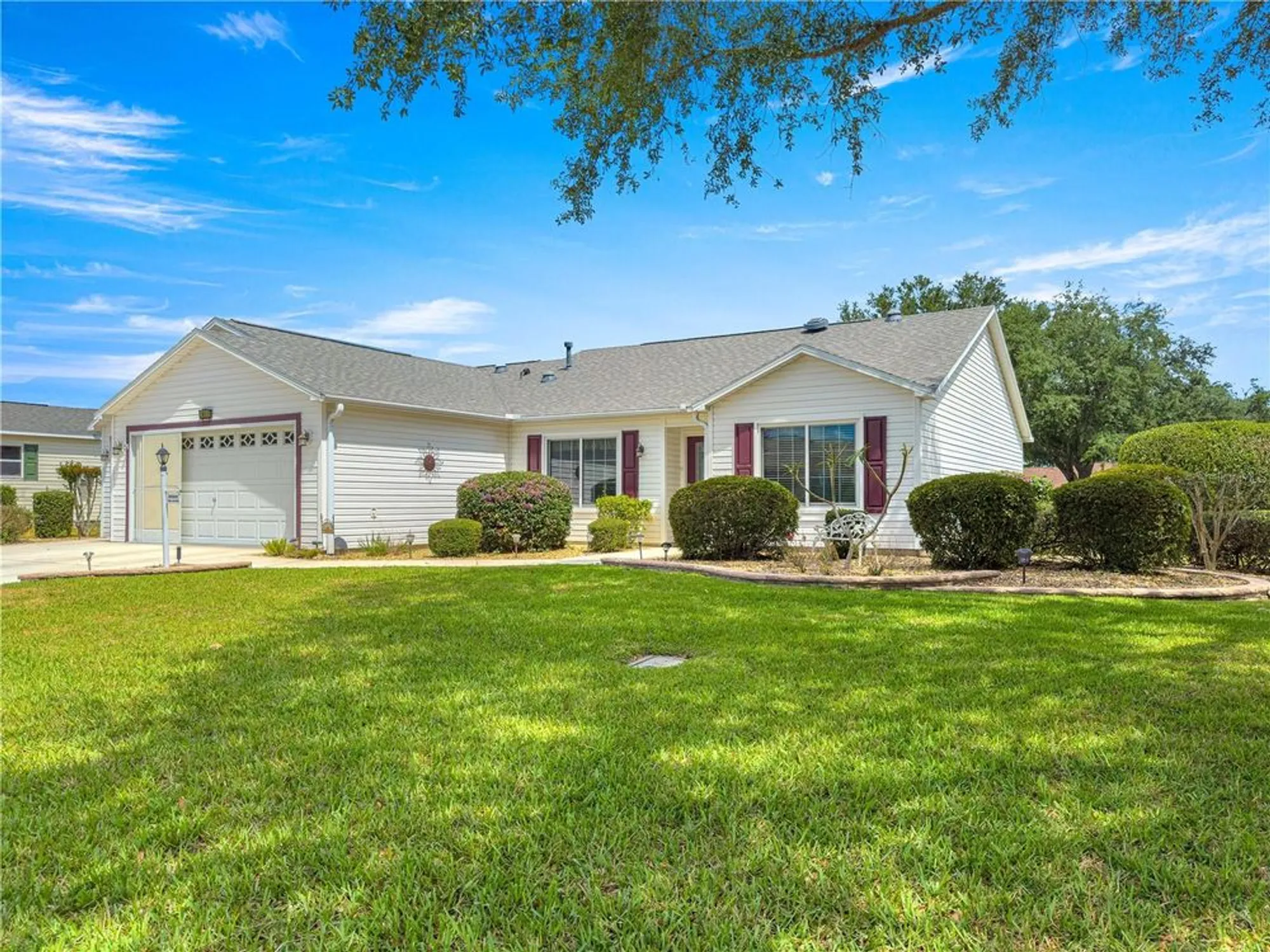 Property Slideshow image 42 of 56 | 8069 se 174th ludlow pl, The Villages, FL, 32162