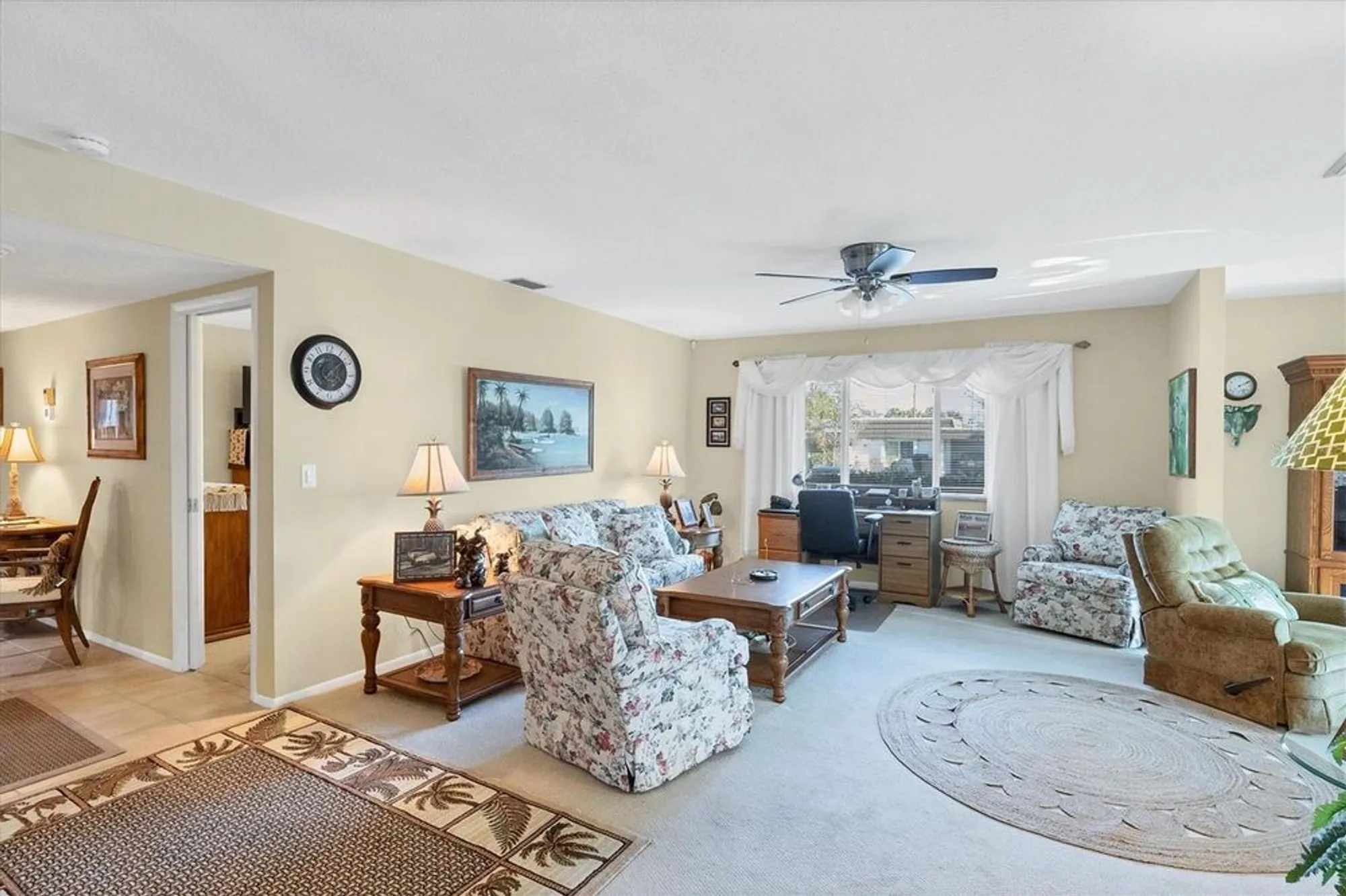 Property Slideshow image 13 of 31 | 3990 overlook bnd 19, Sarasota, FL, 34232