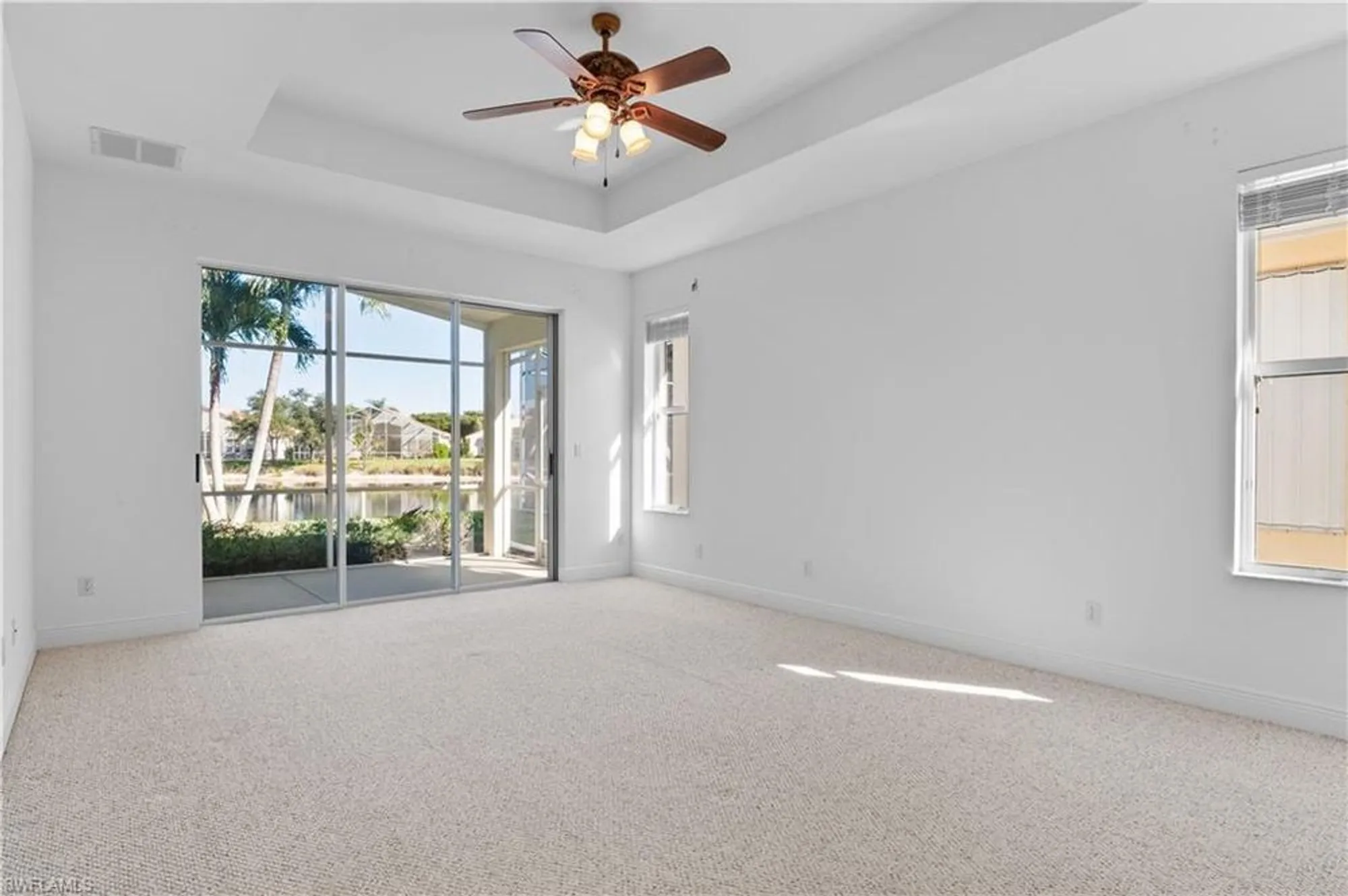 Property Slideshow image 13 of 38 | 20381 foxworth cir, Estero, FL, 33928