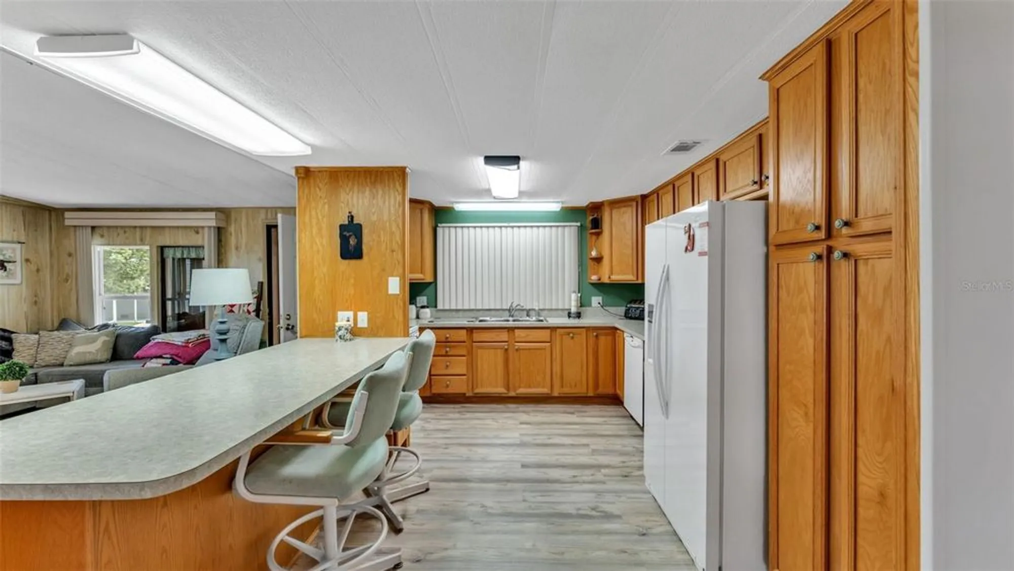 Property Slideshow image 14 of 52 | 1620 foxway dr, Lakeland, FL, 33810