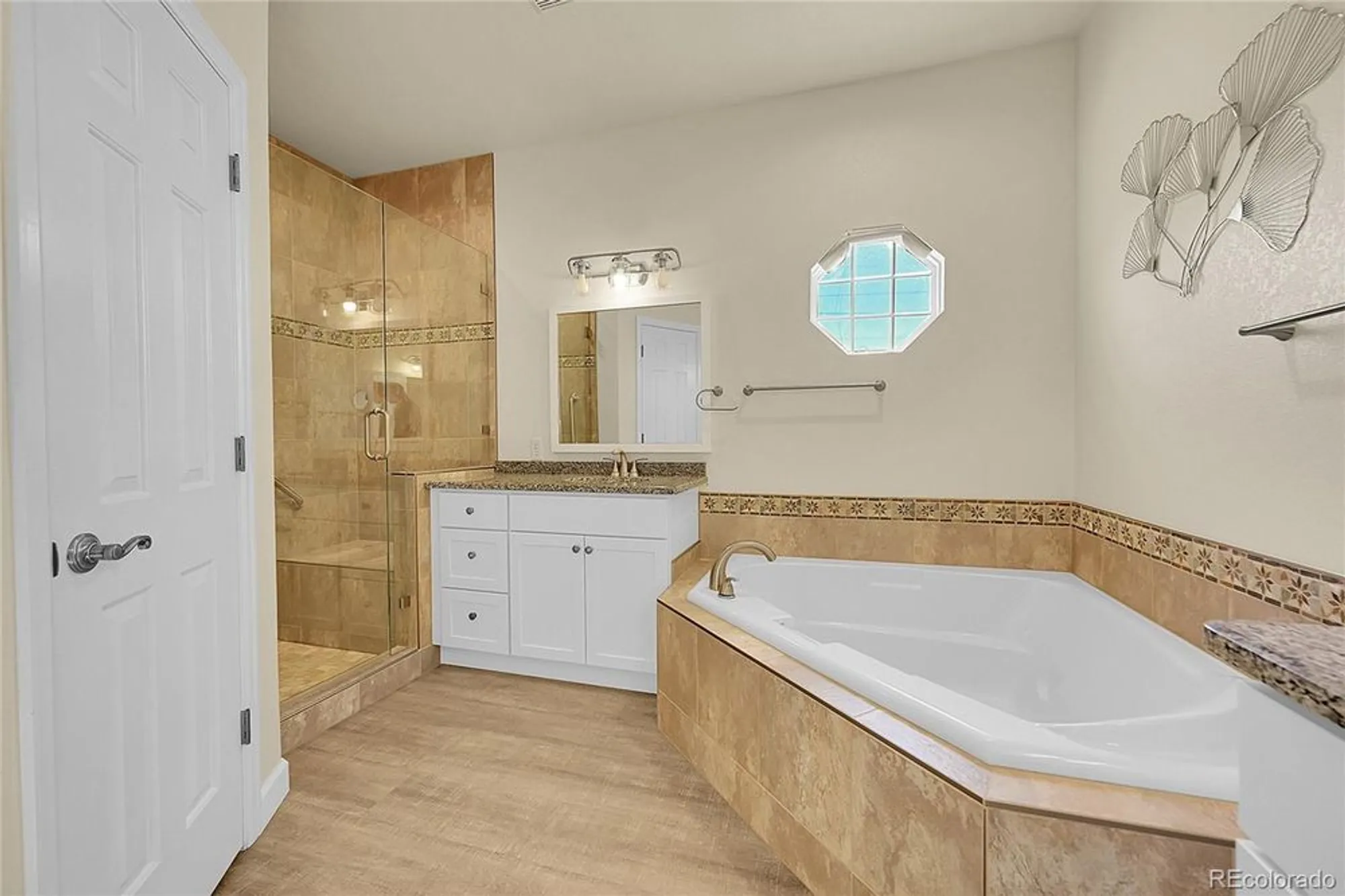 Property Slideshow image 18 of 36 | 2730 w riverwalk cir c, Littleton, CO, 80123