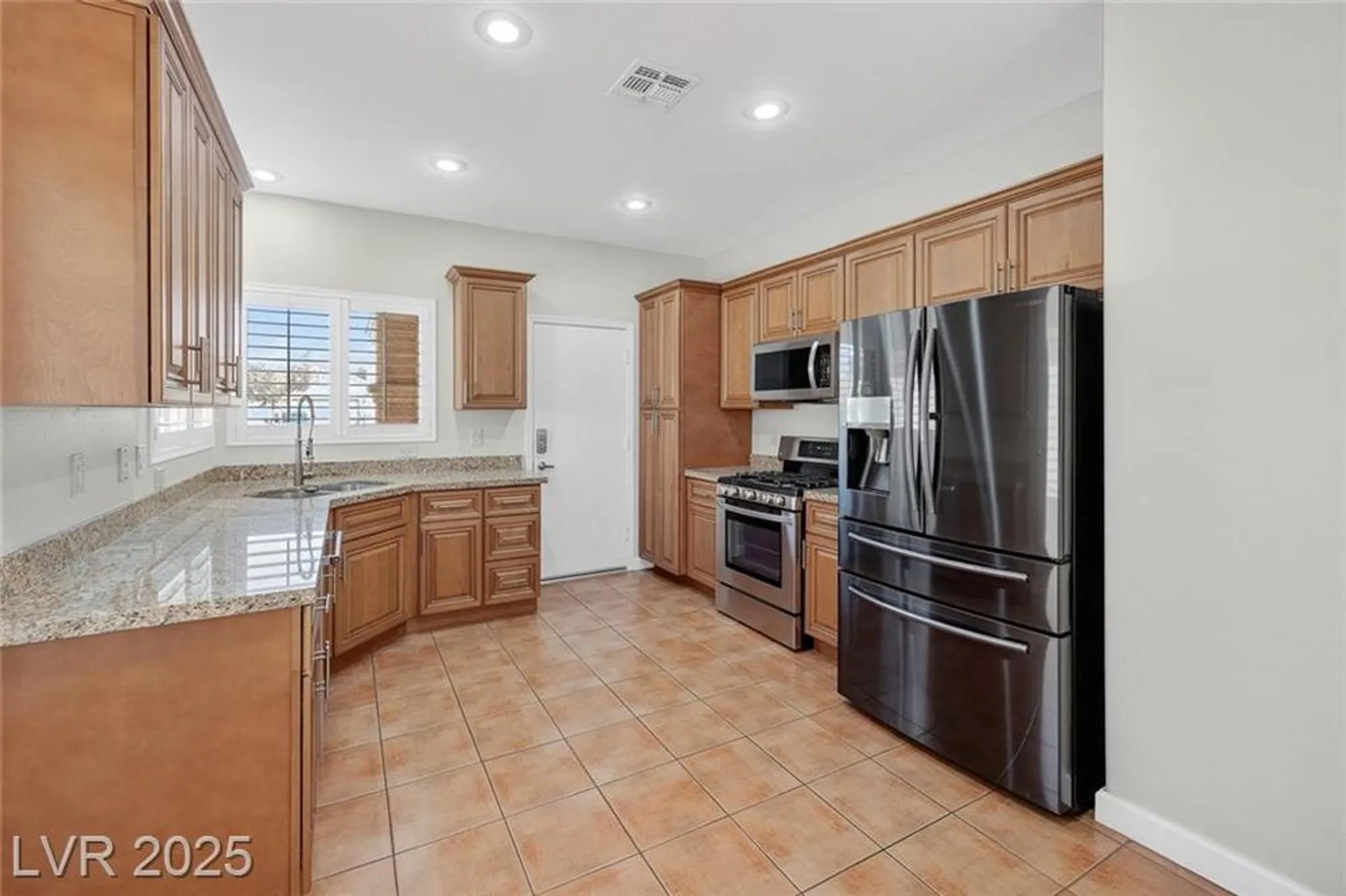 Property Slideshow image 8 of 27 | 545 cypress gardens pl, Henderson, NV, 89012