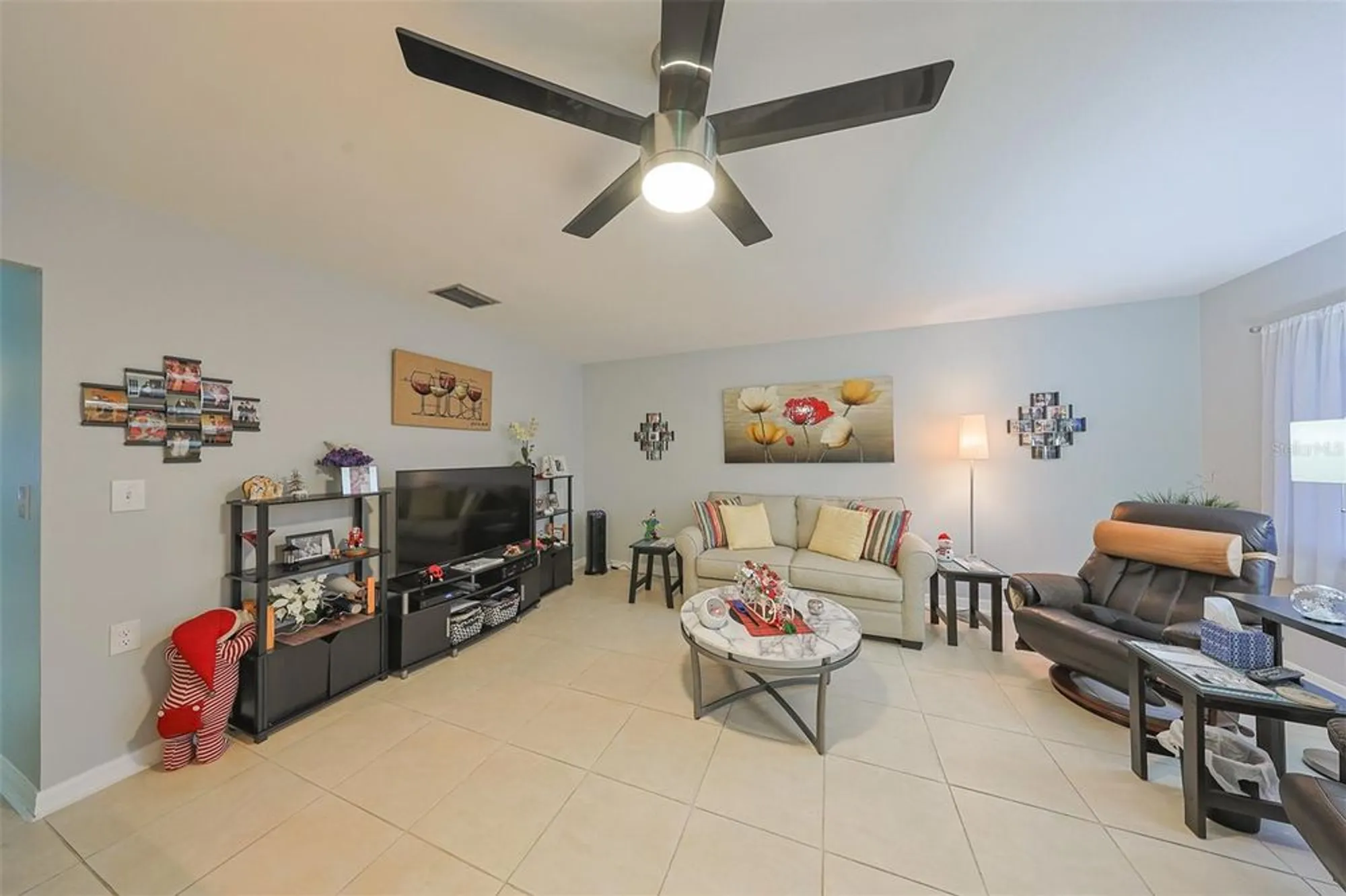 Property Slideshow image 7 of 50 | 302 canton ct unit 56, Sun City Center, FL, 33573