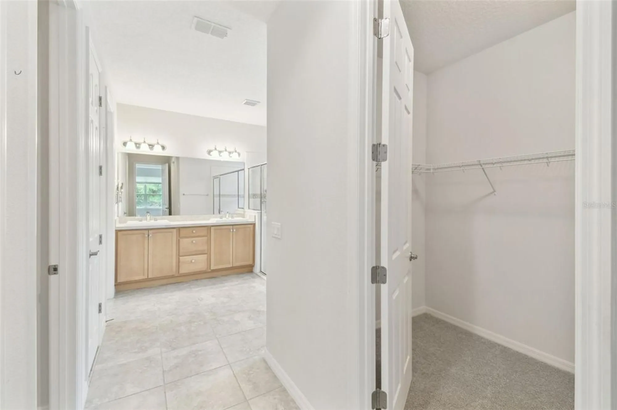 Property Slideshow image 17 of 54 | 726 irvine ranch rd, Kissimmee, FL, 34759