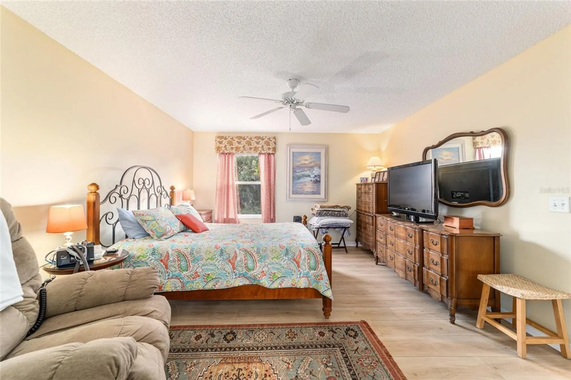 Property Slideshow image 23 of 57 | 17145 se 93rd yondel cir, The Villages, FL, 32162