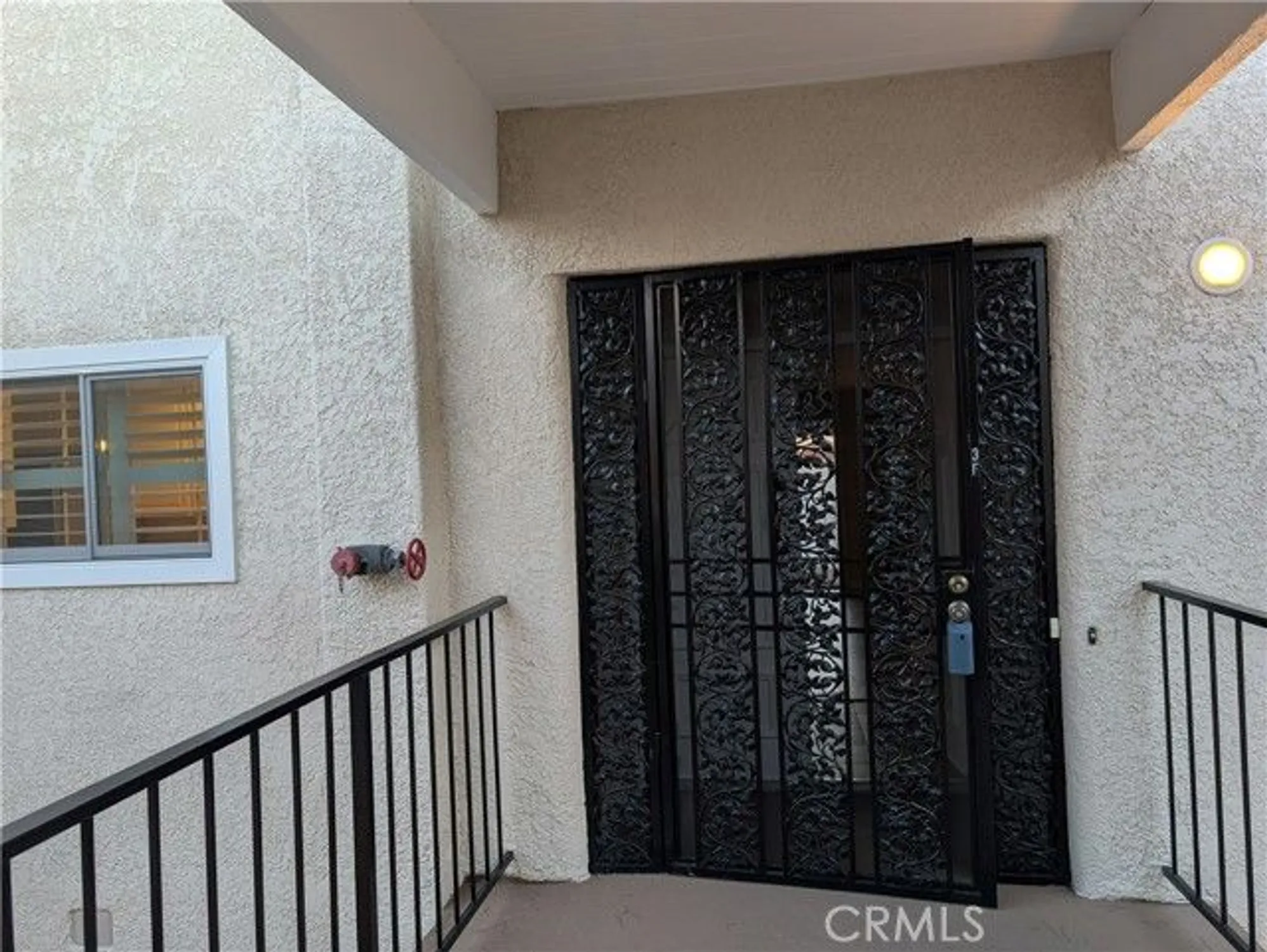Property Slideshow image 3 of 47 | 4006 calle sonora oeste unit 3f, Laguna Woods, CA, 92637
