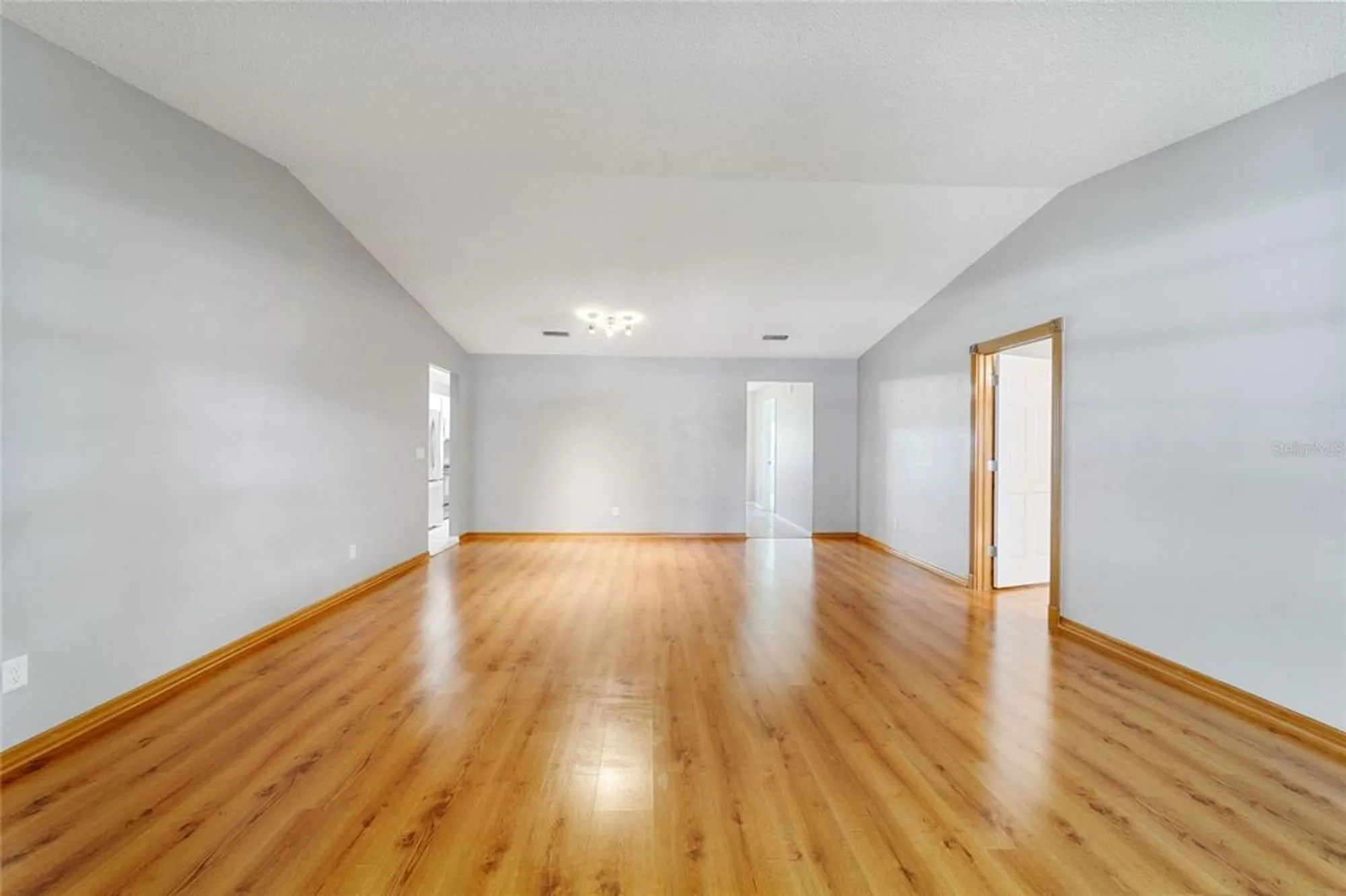 Property Slideshow image 5 of 68 | 9015 sw 94th st d, Ocala, FL, 34481