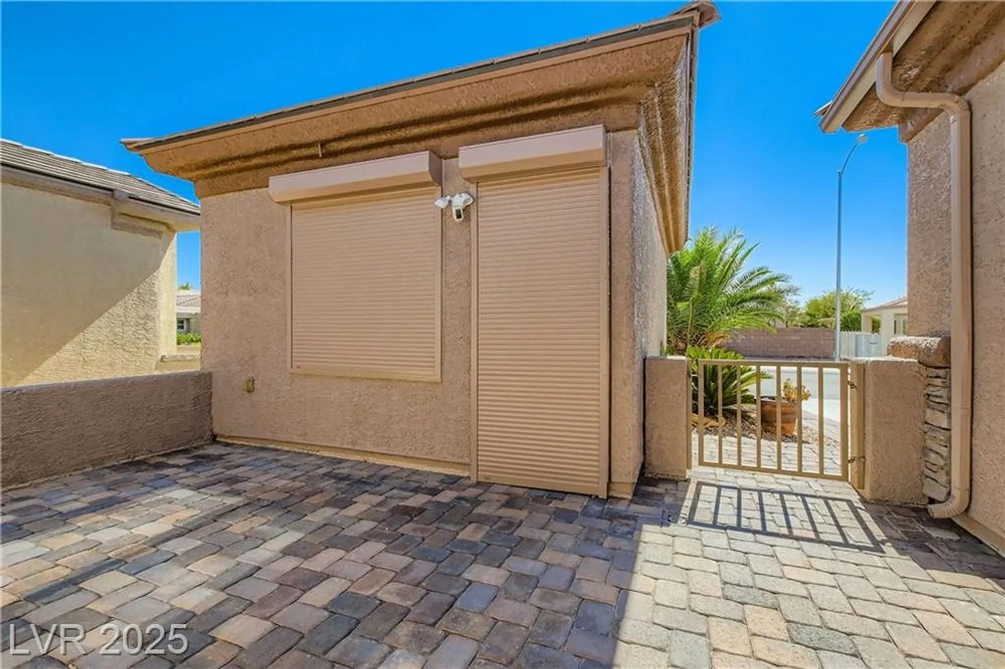 Property Slideshow image 7 of 53 | 7469 crested quail st, North Las Vegas, NV, 89084
