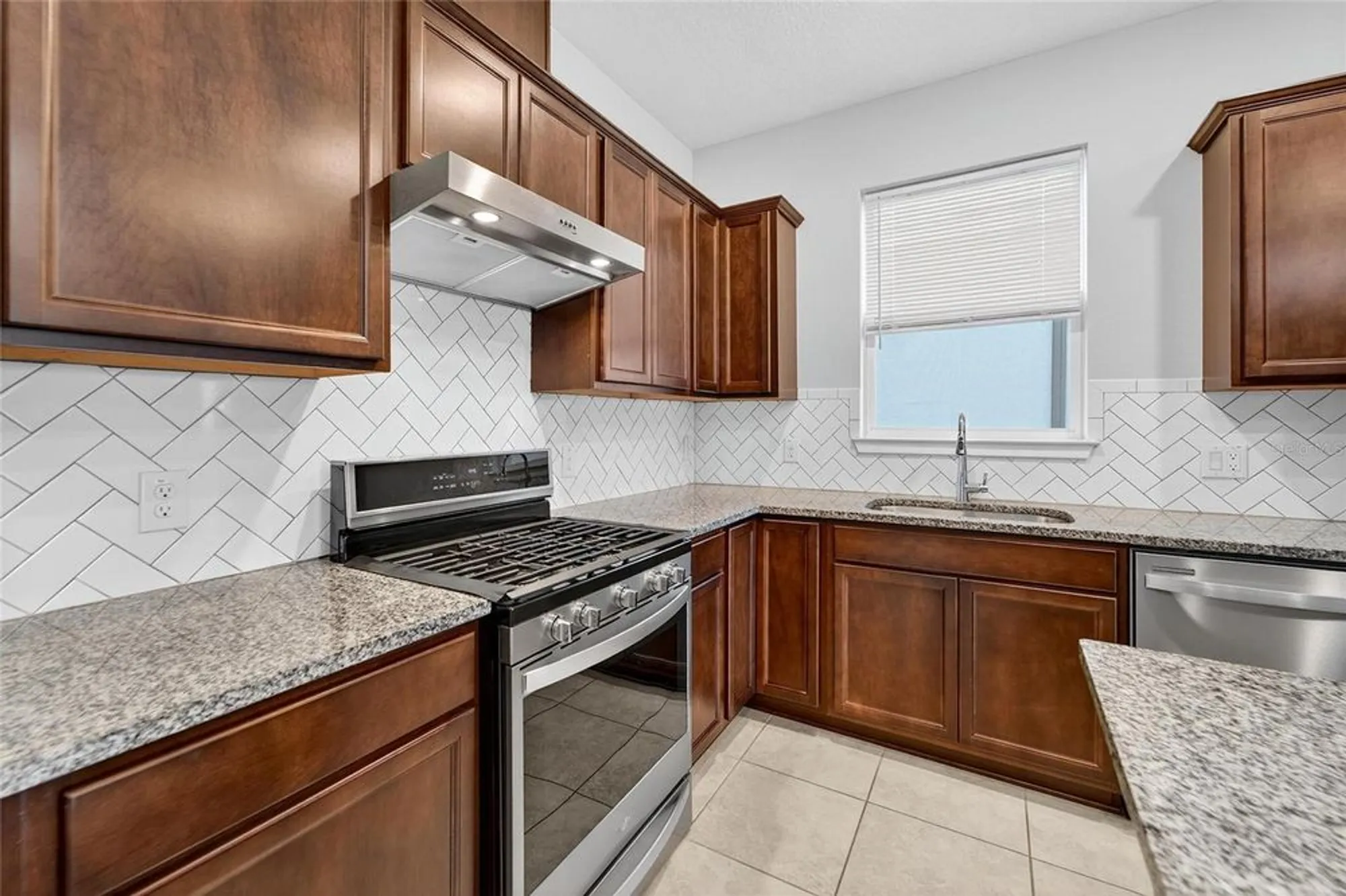 Property Slideshow image 17 of 70 | 5500 blue crush bnd, Land O Lakes, FL, 34638