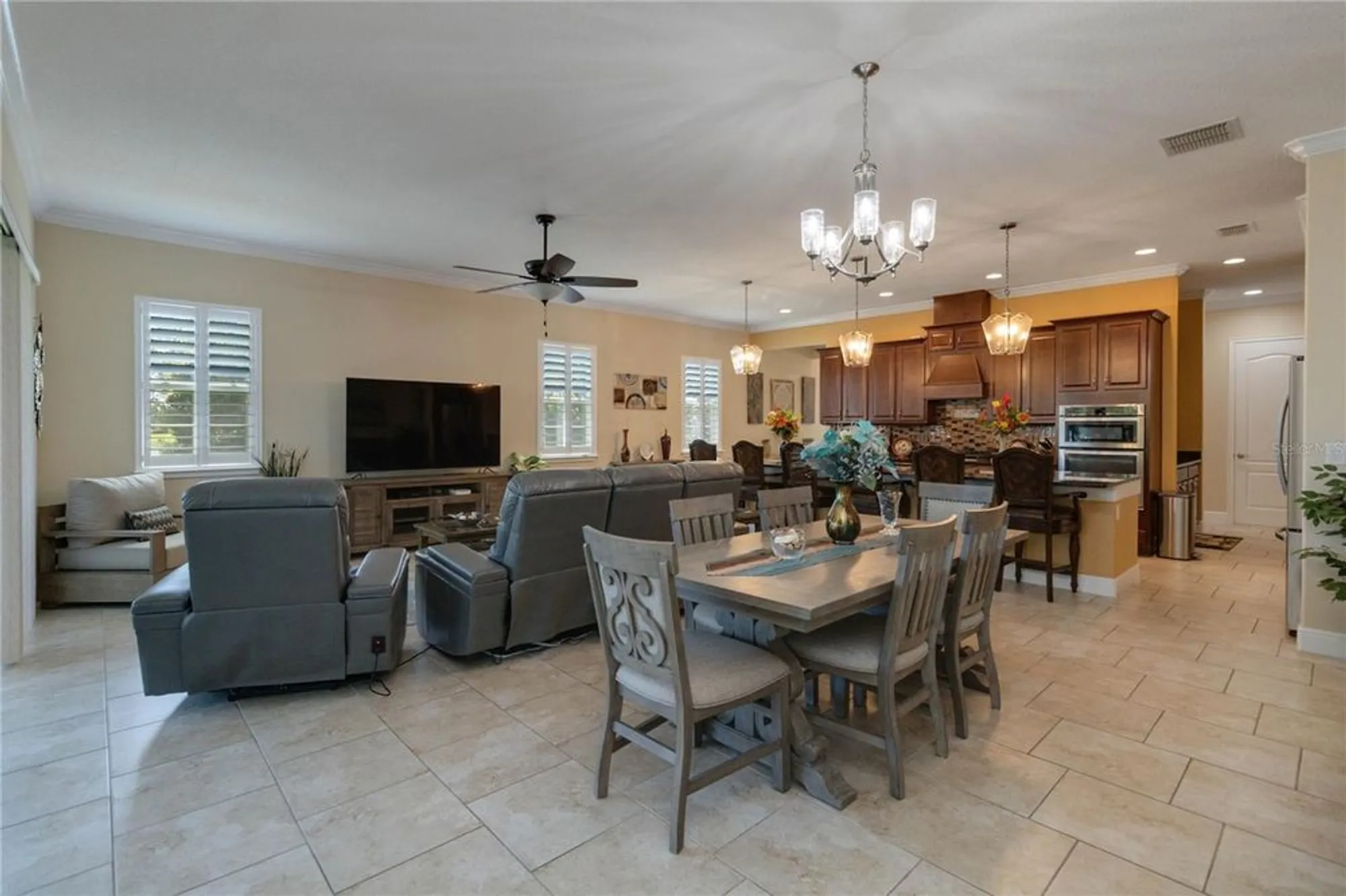 Property Slideshow image 19 of 50 | 4921 catalpa dr, Saint Cloud, FL, 34772
